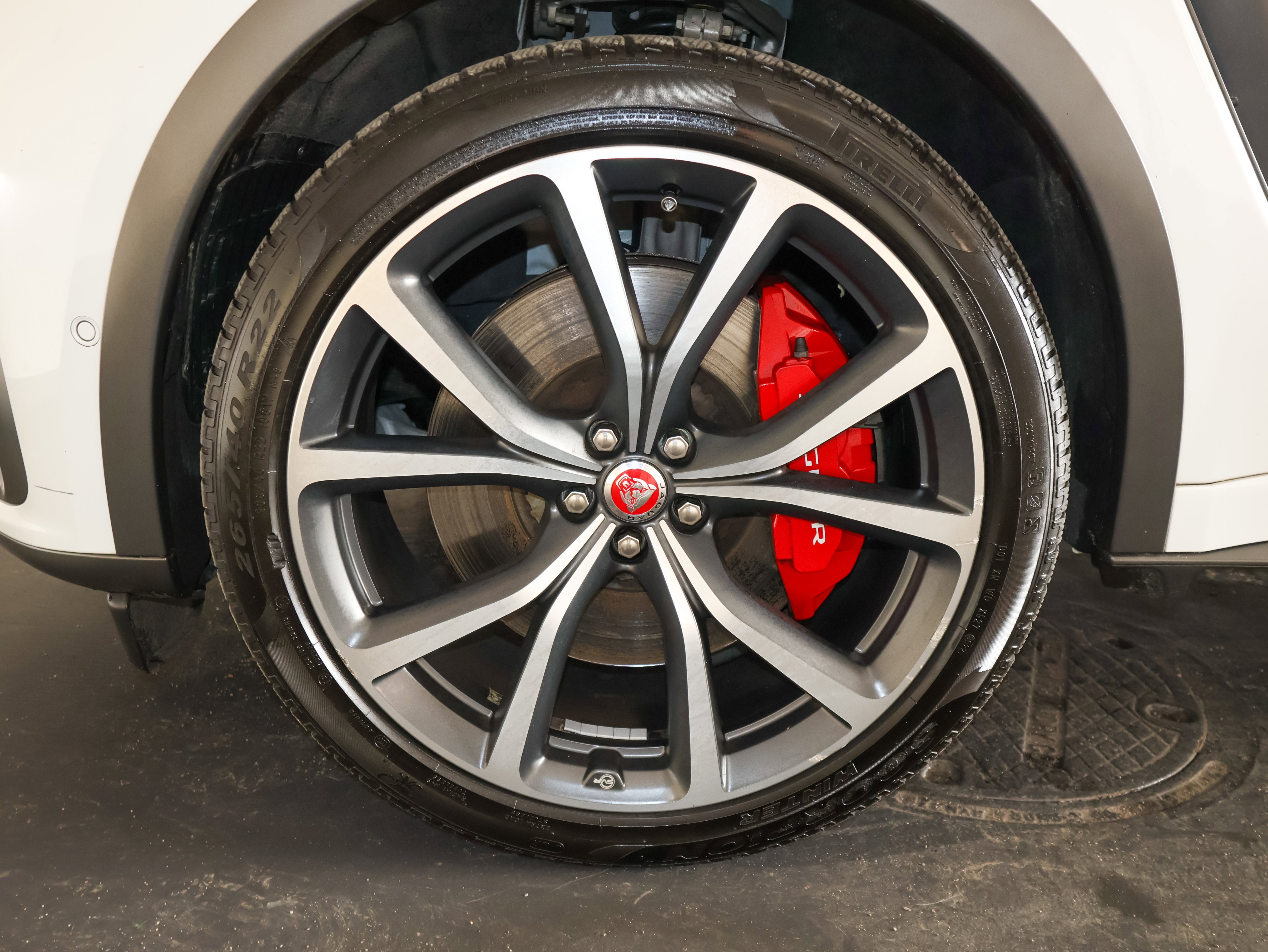 2021 Jaguar F-PACE SVR