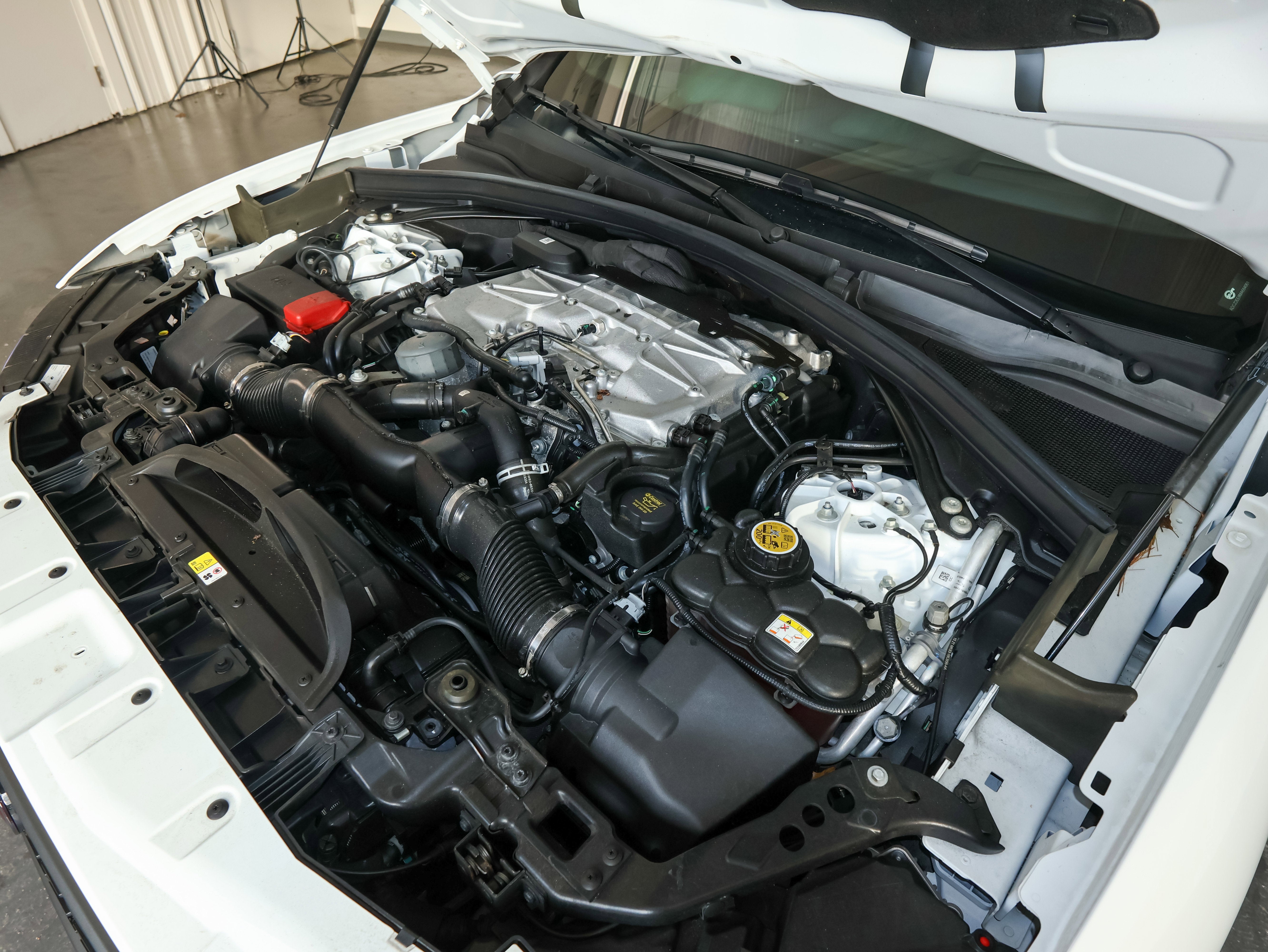 2021 Jaguar F-PACE SVR