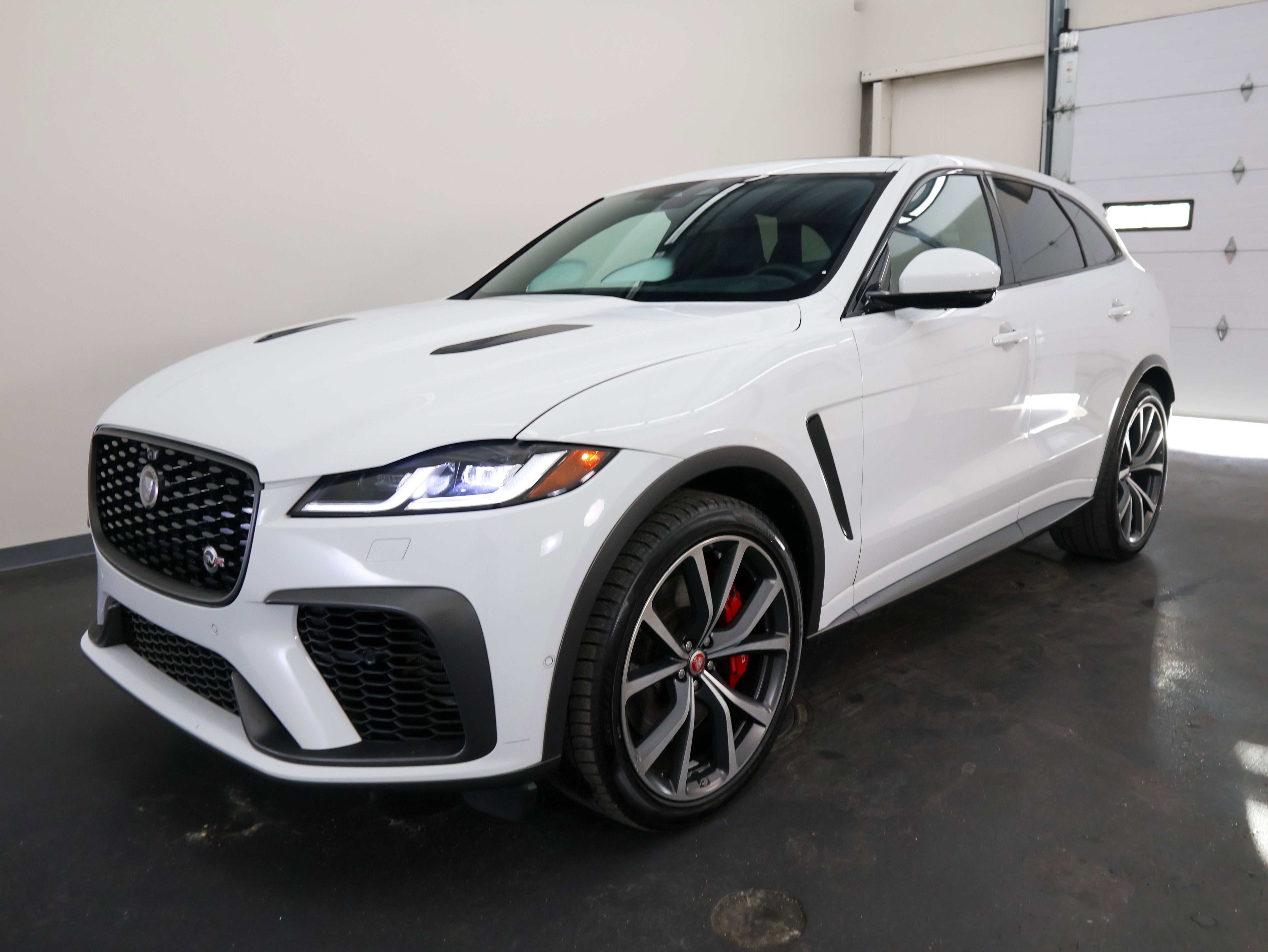 2021 Jaguar F-PACE SVR