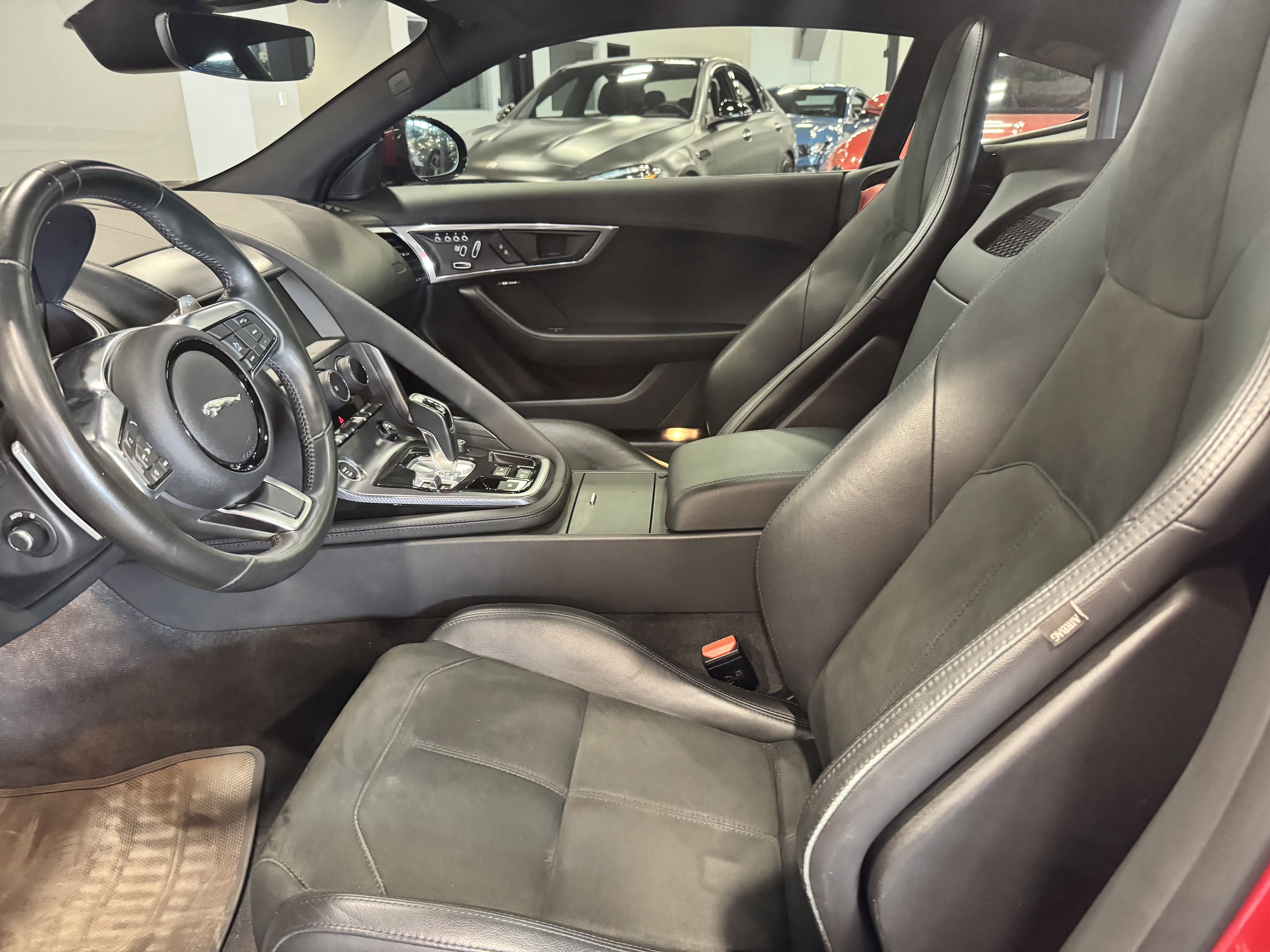 2021 Jaguar F-TYPE R-Dynamic