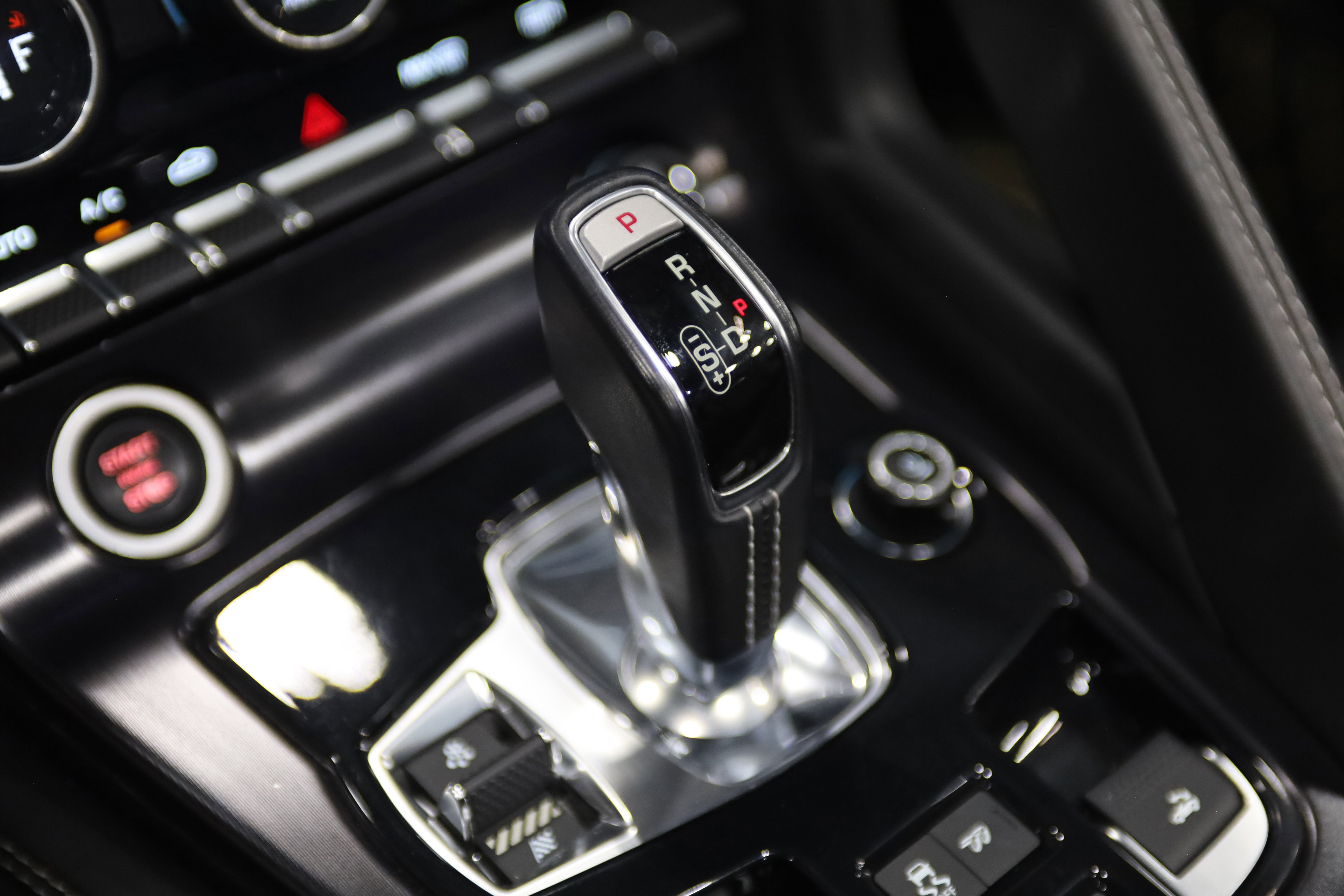 2018 Jaguar F-TYPE 400 Sport