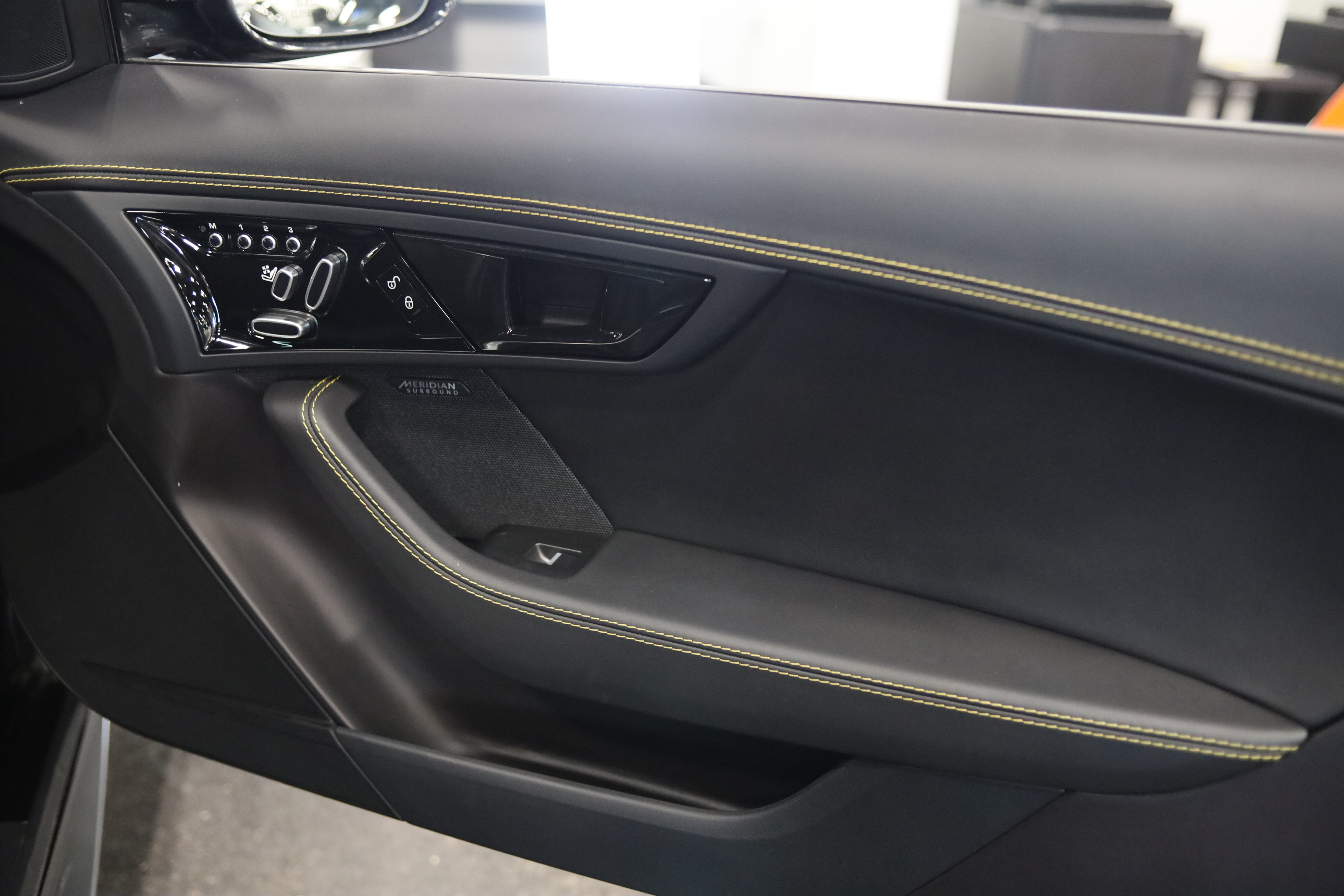 2018 Jaguar F-TYPE 400 Sport
