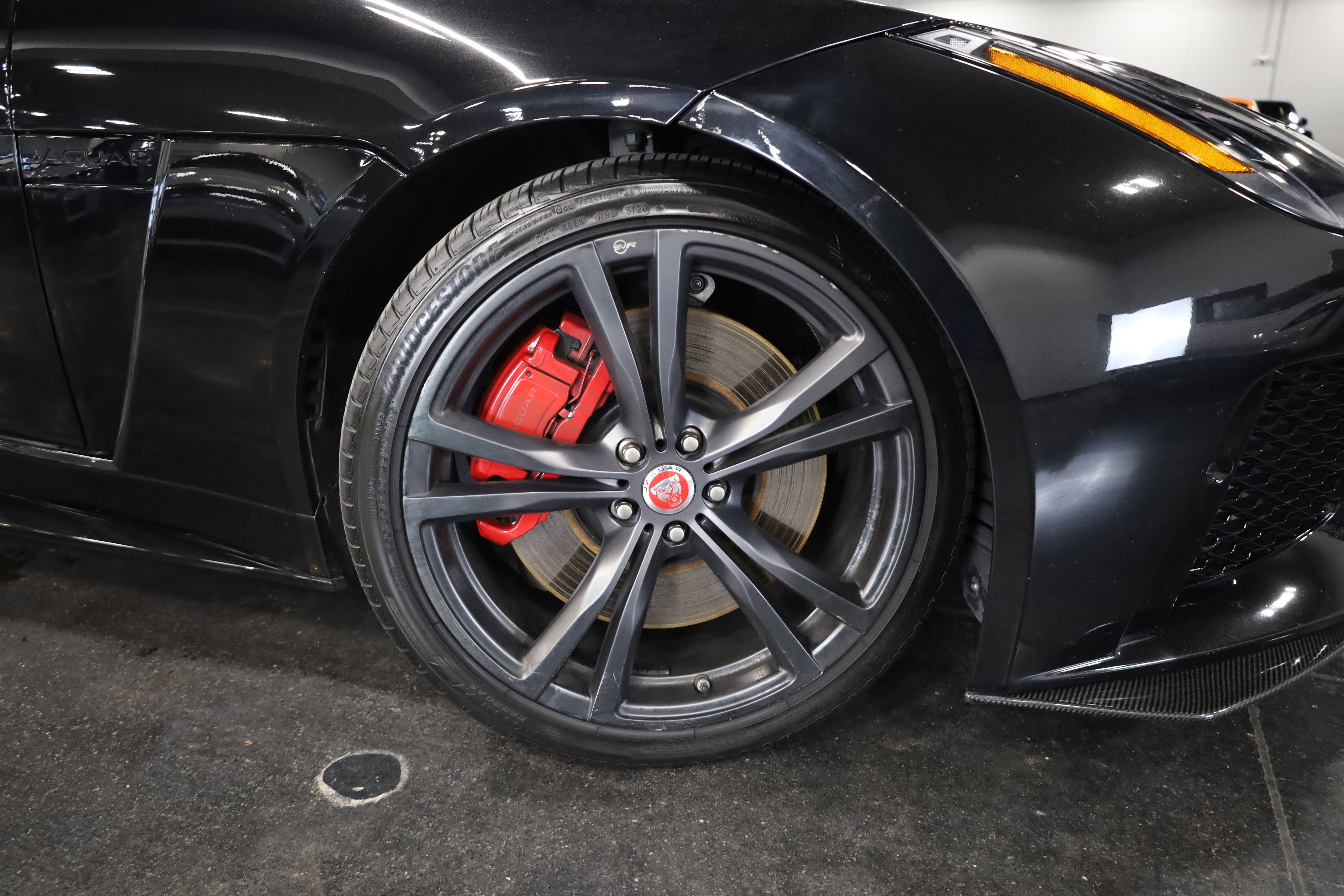 2020 Jaguar F-TYPE SVR