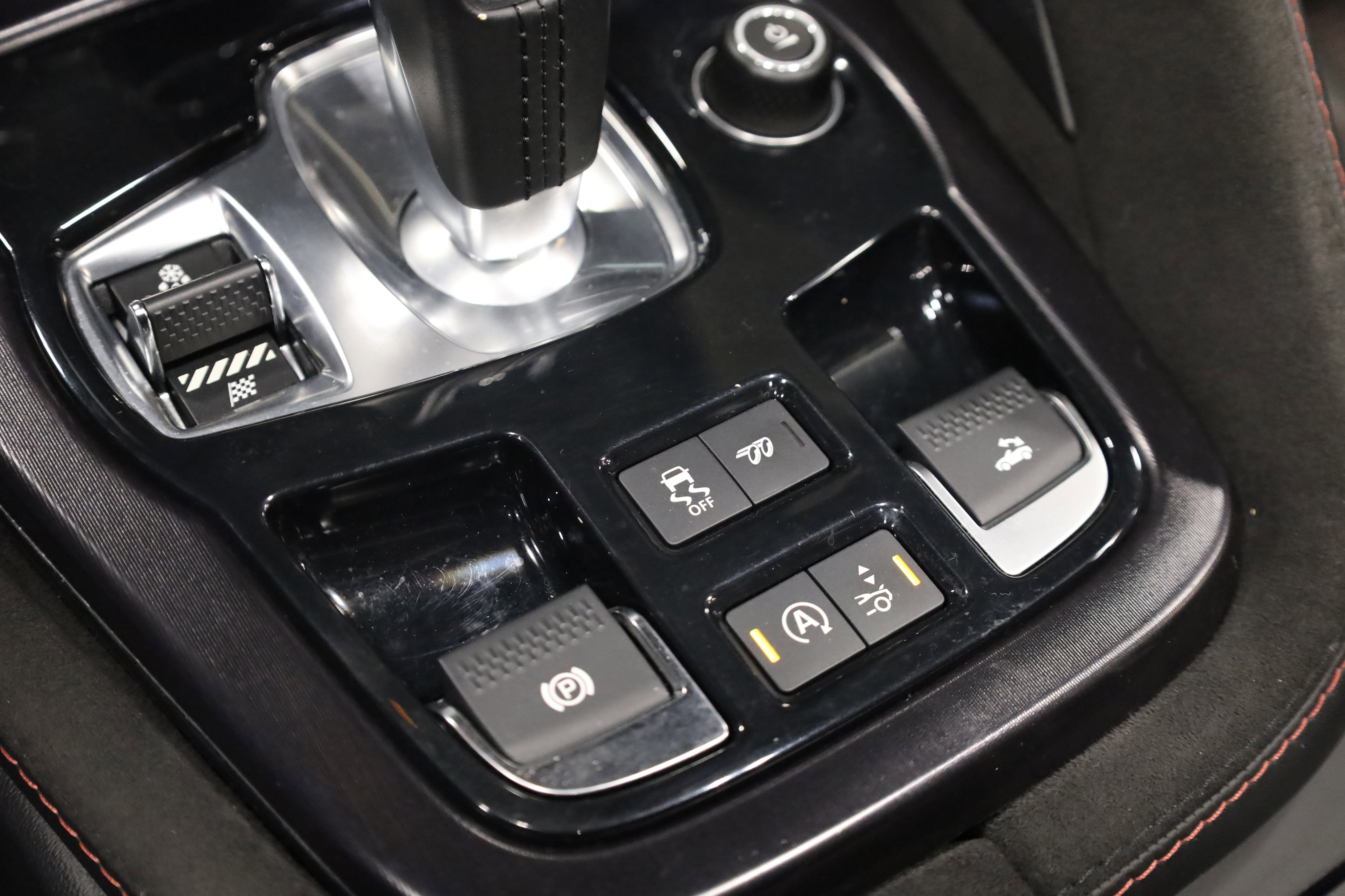 2020 Jaguar F-TYPE SVR