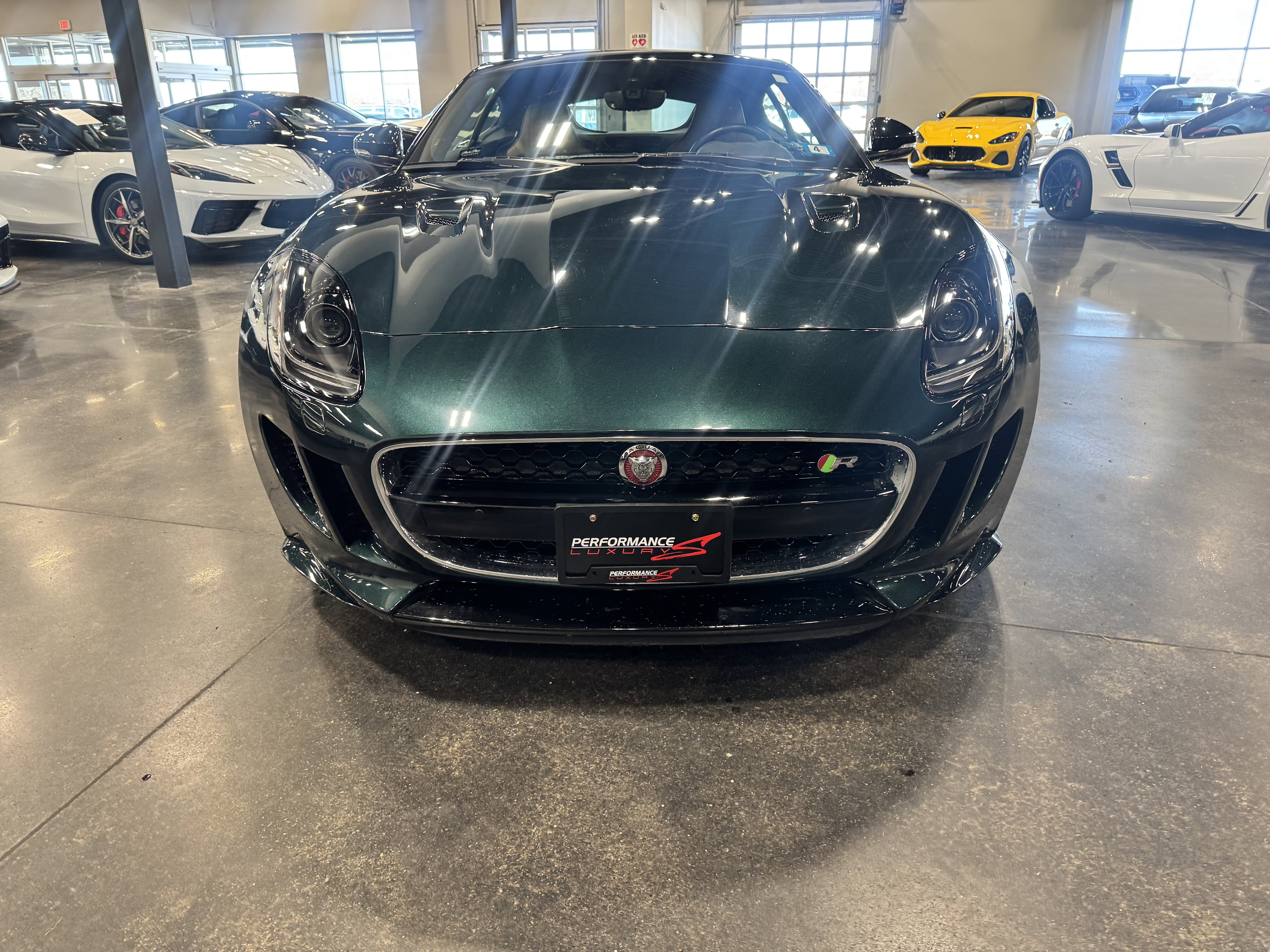 2016 Jaguar F-TYPE R