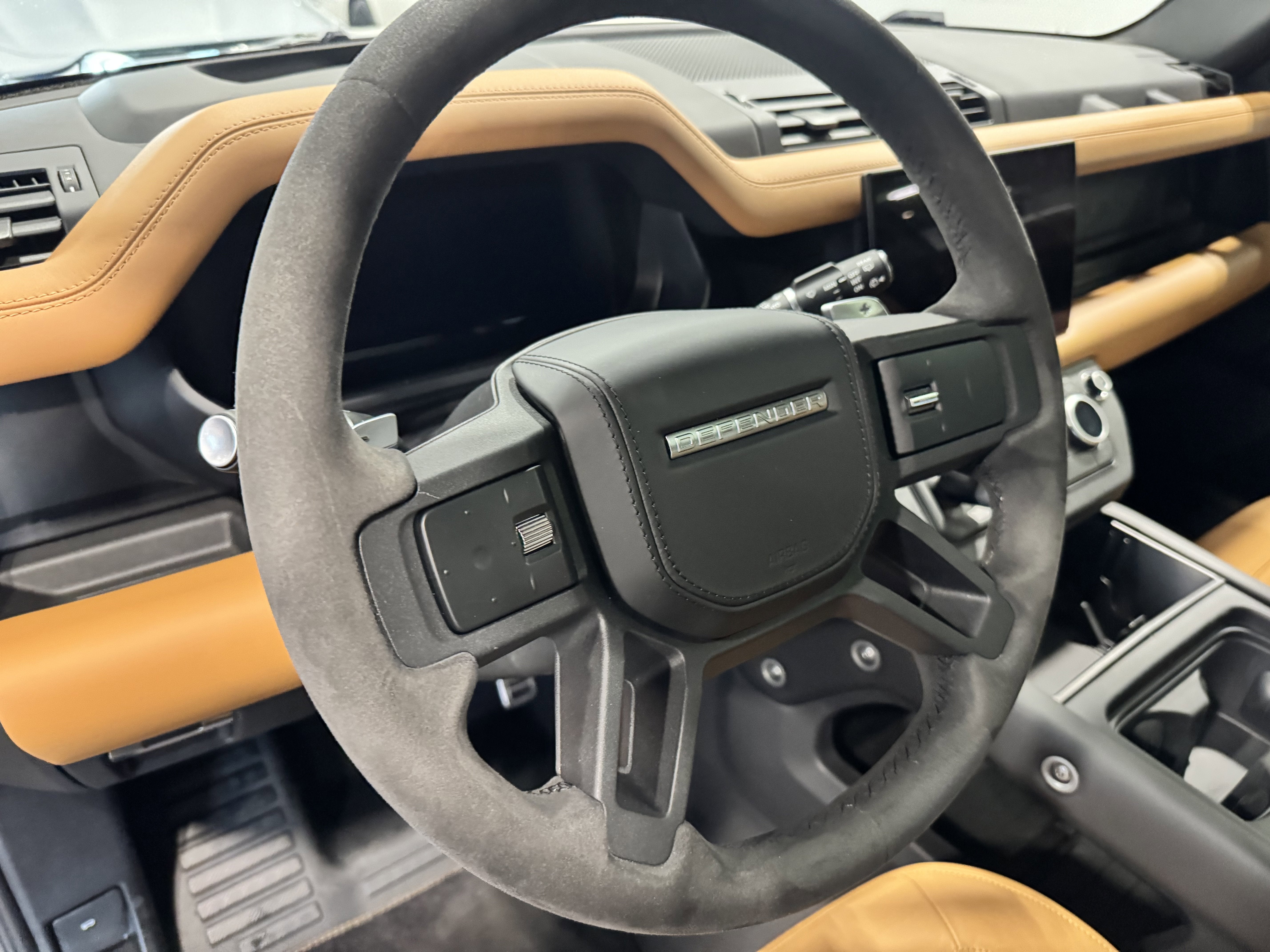 2023 Land Rover Defender Carpathian Edition