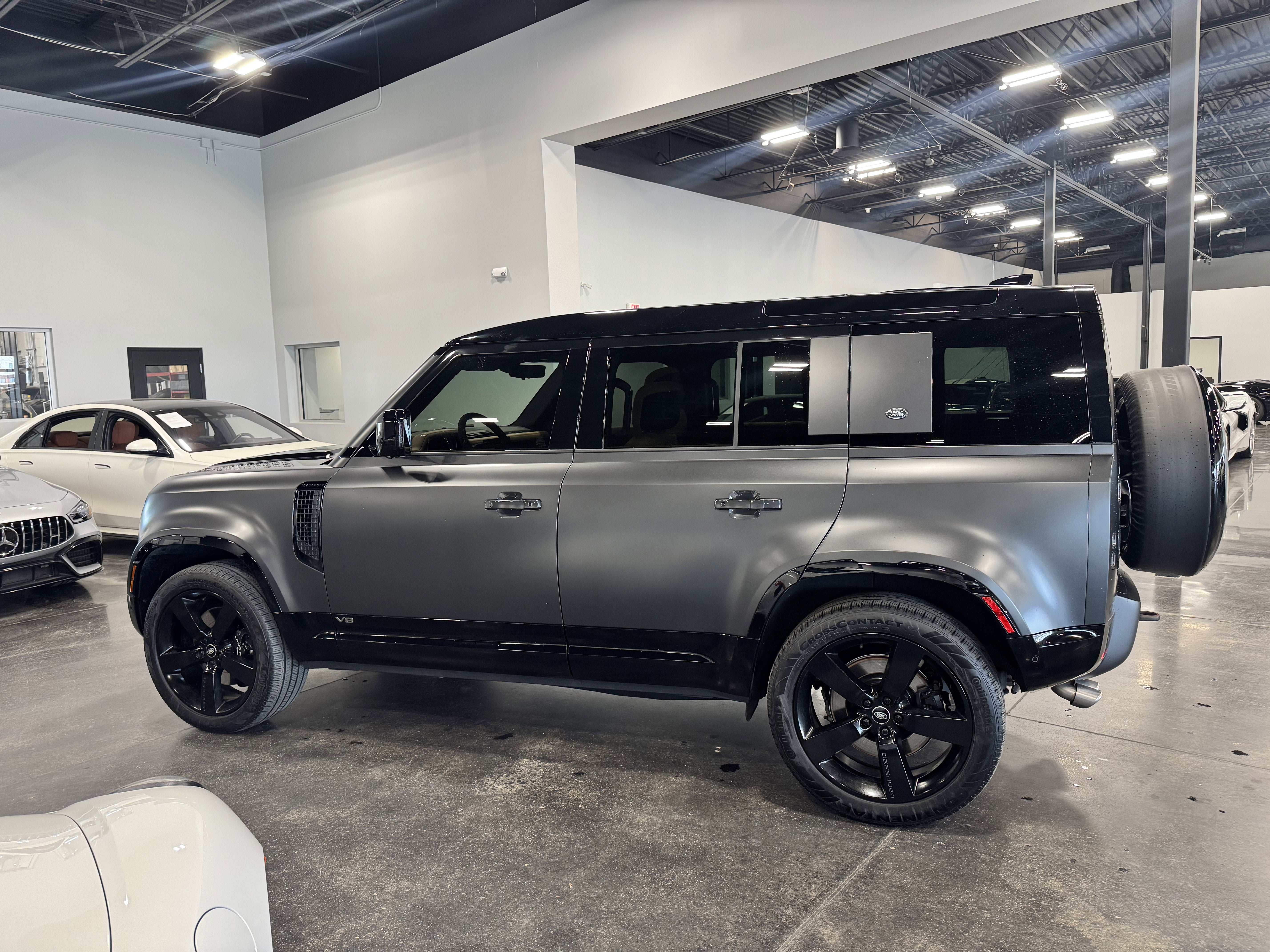 2023 Land Rover Defender Carpathian Edition