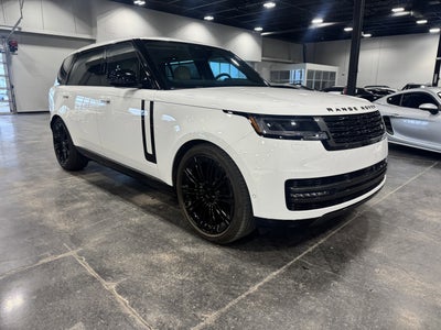 2025 Land Rover Range Rover SE
