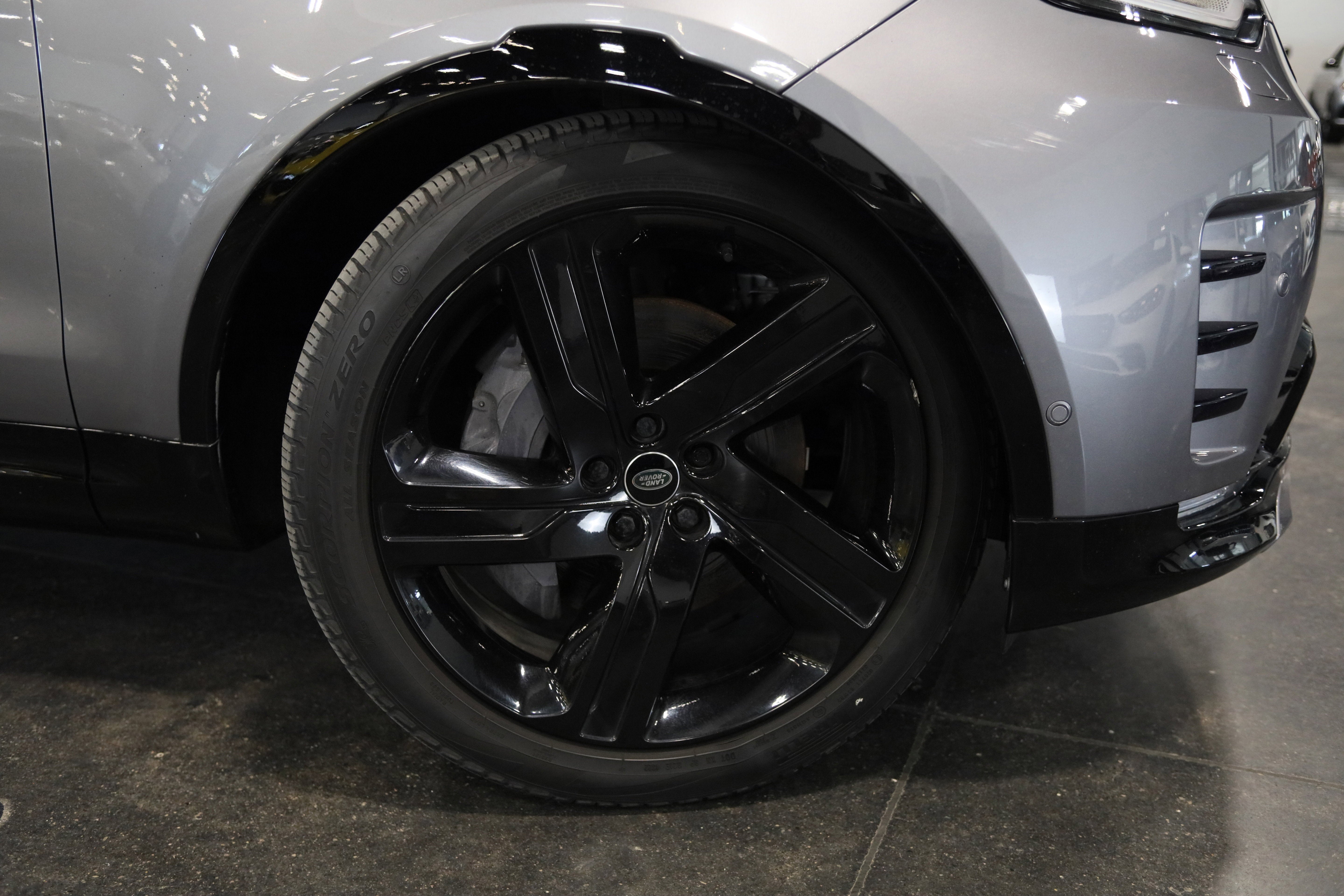 2023 Land Rover Discovery S R-Dynamic