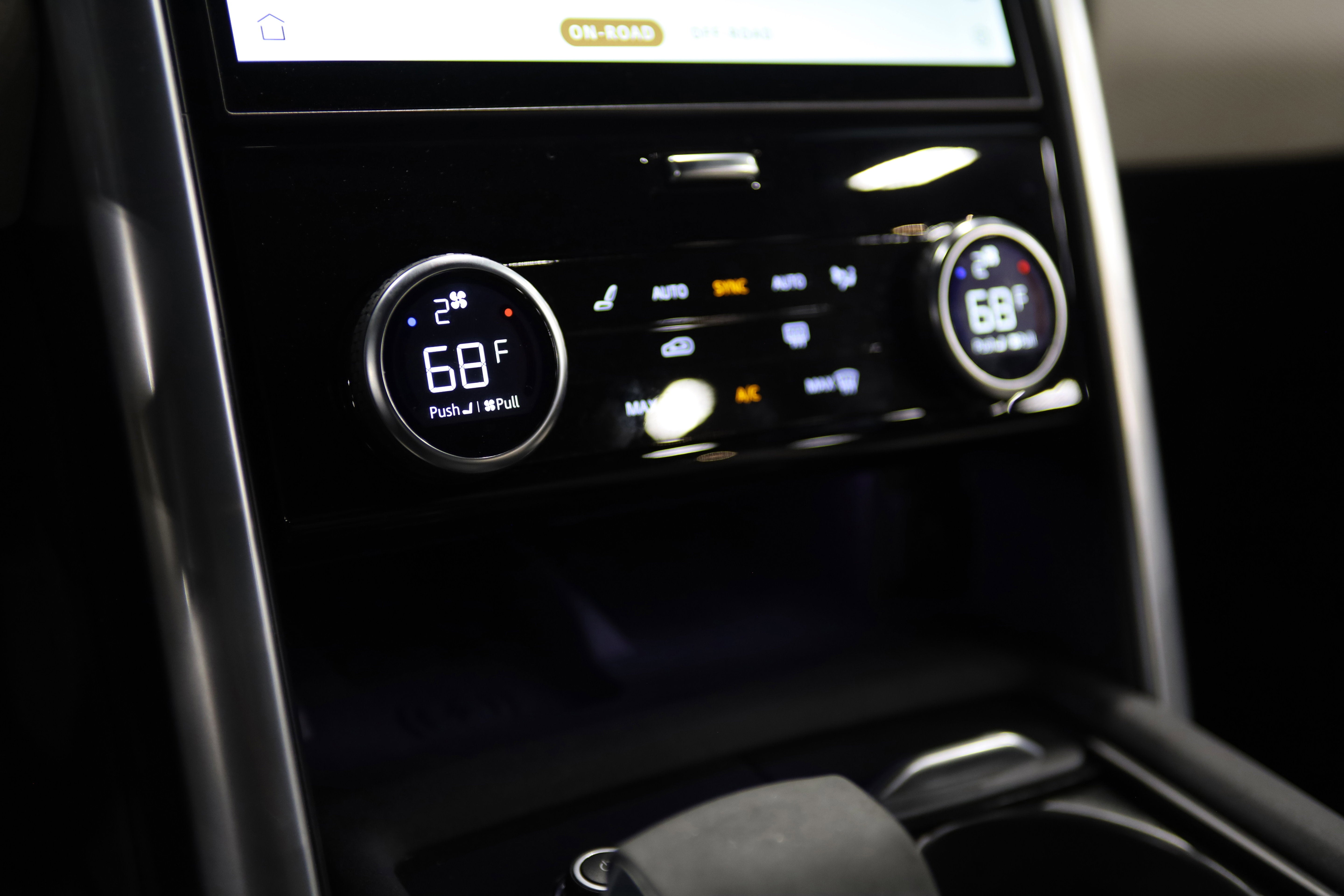 2023 Land Rover Discovery S R-Dynamic