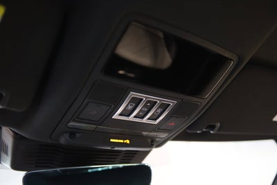 2023 Land Rover Discovery S R-Dynamic