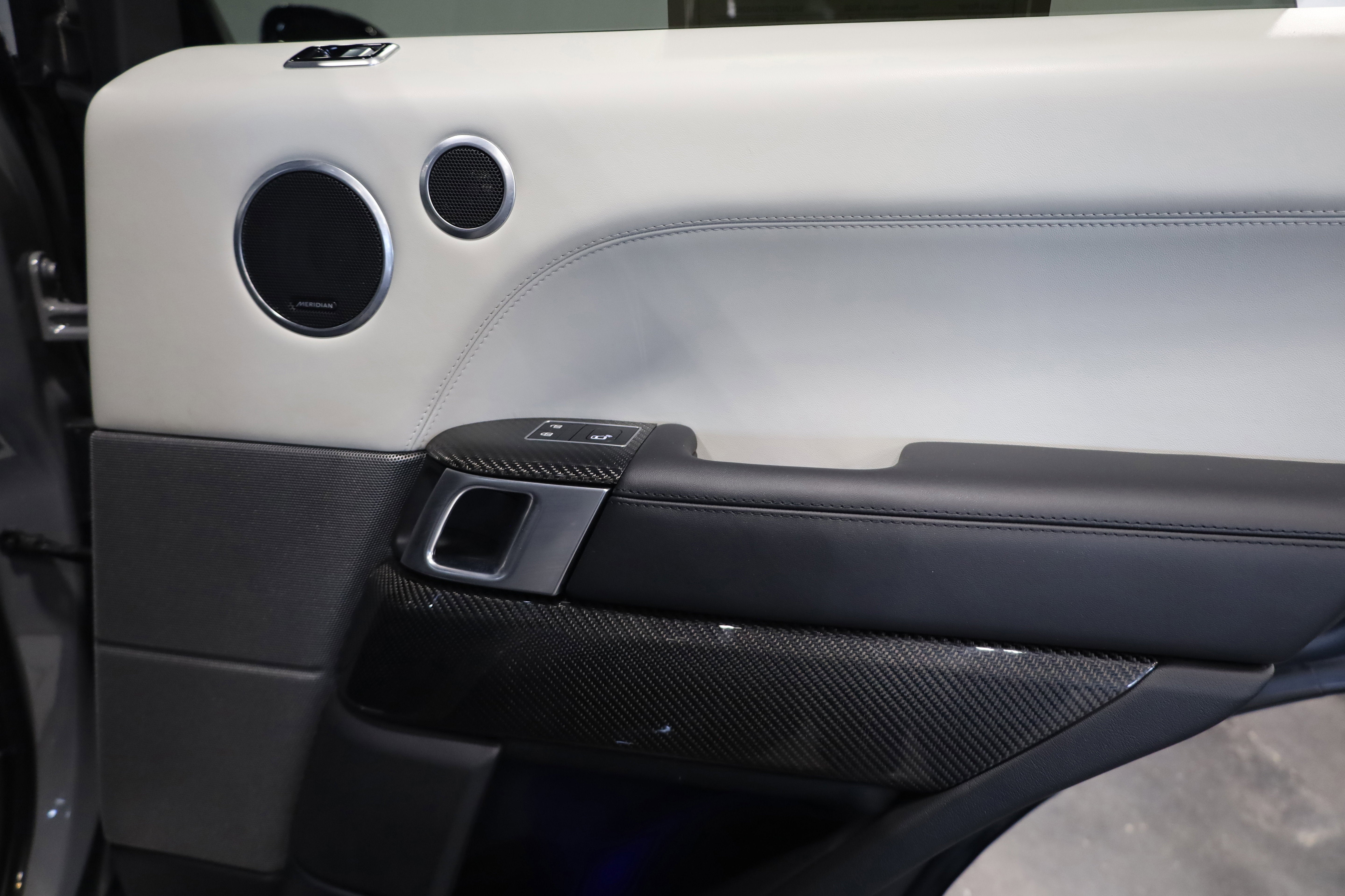 2022 Land Rover Range Rover Sport SVR Carbon Edition