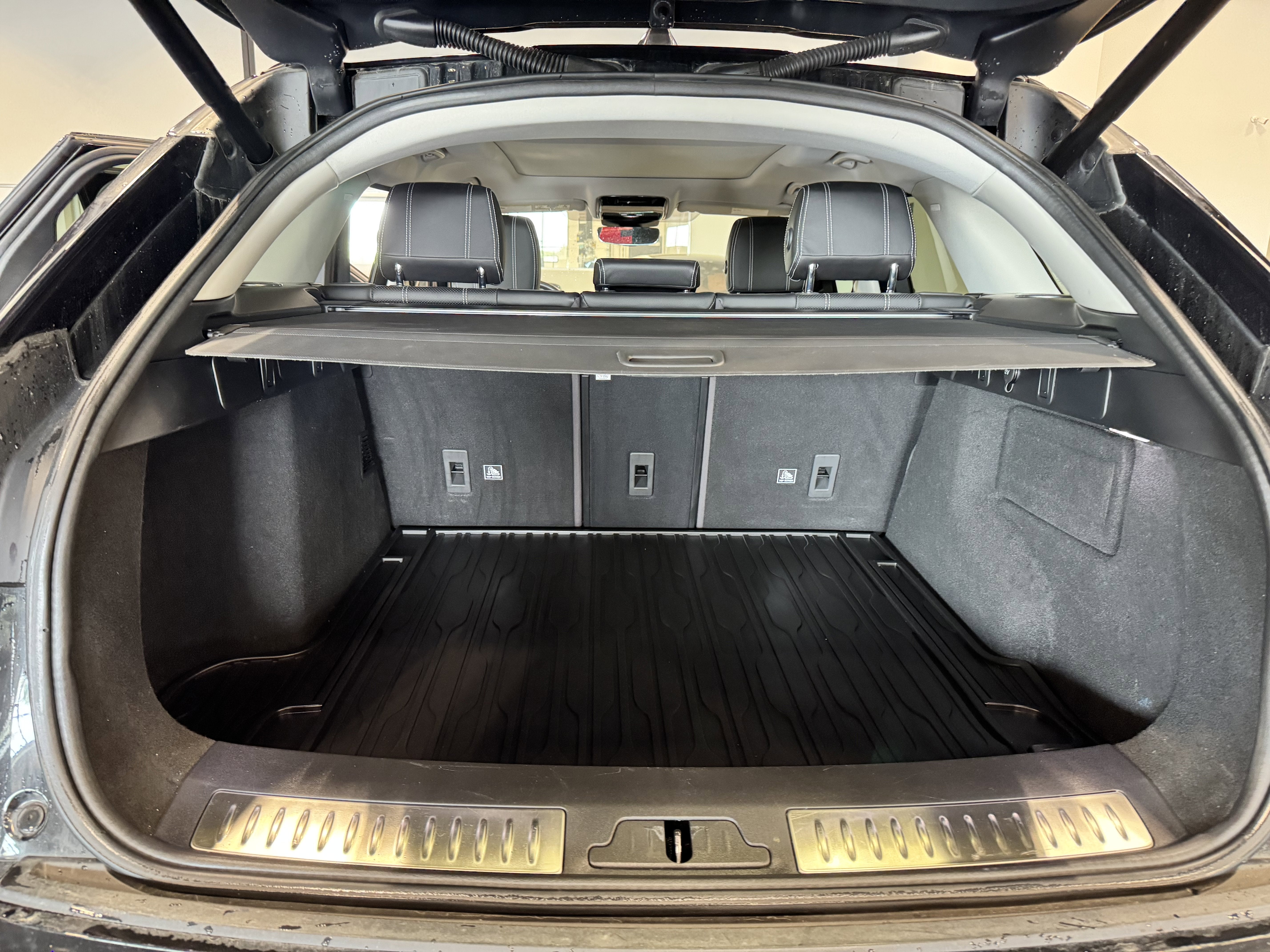 2020 Land Rover Range Rover Velar S