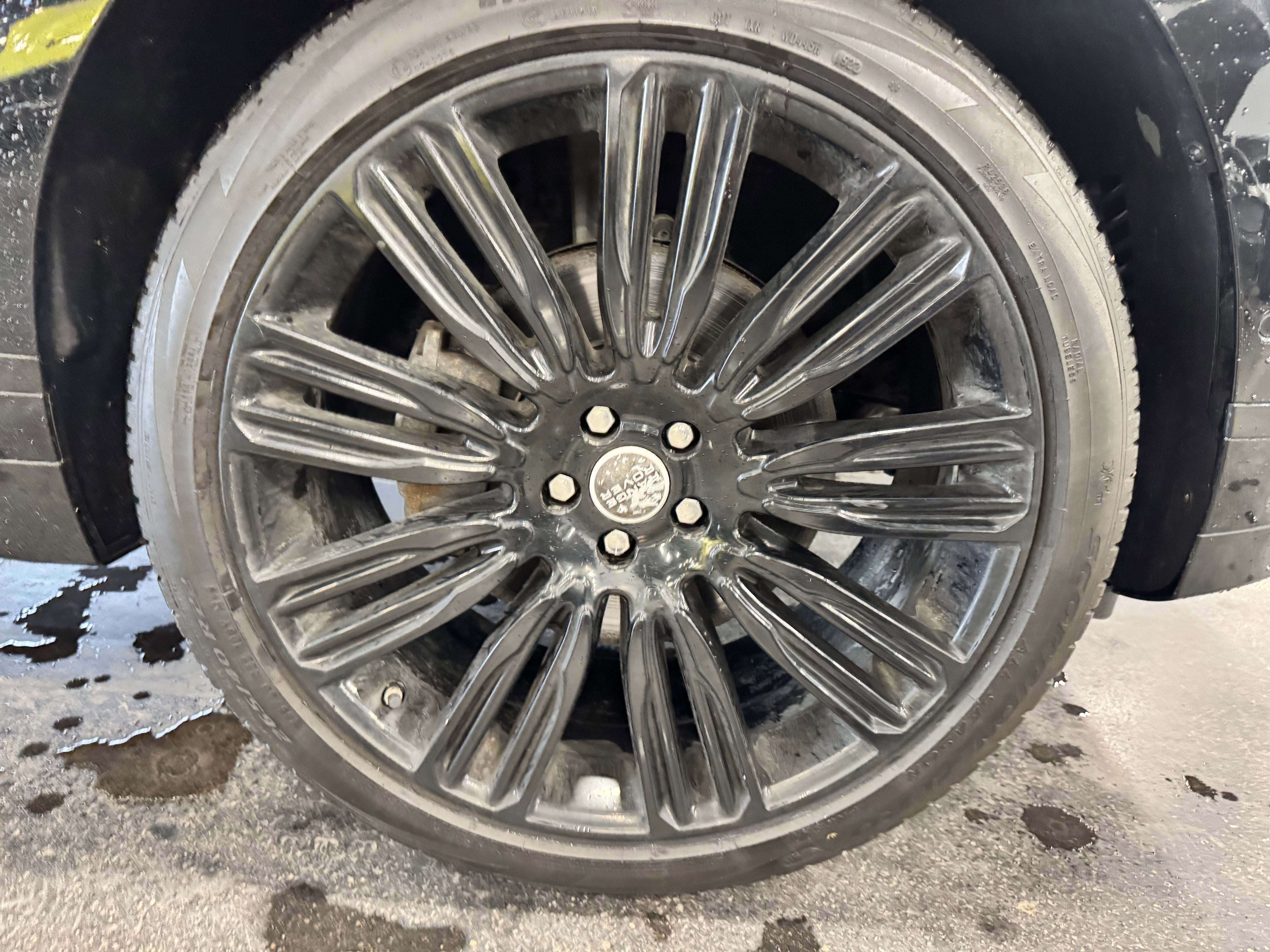 2019 Land Rover Range Rover Velar R-Dynamic SE