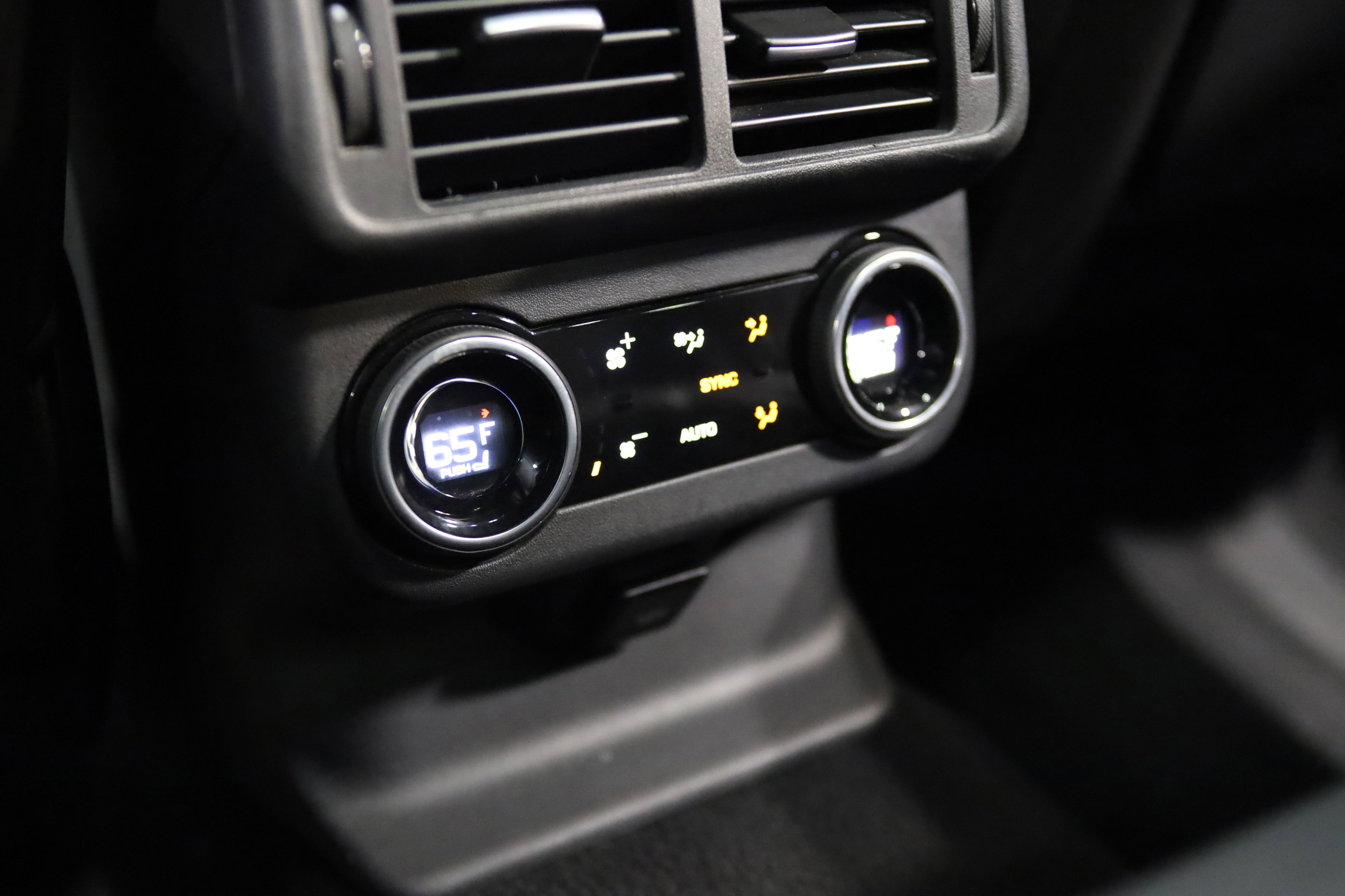 2019 Land Rover Range Rover Velar R-Dynamic SE