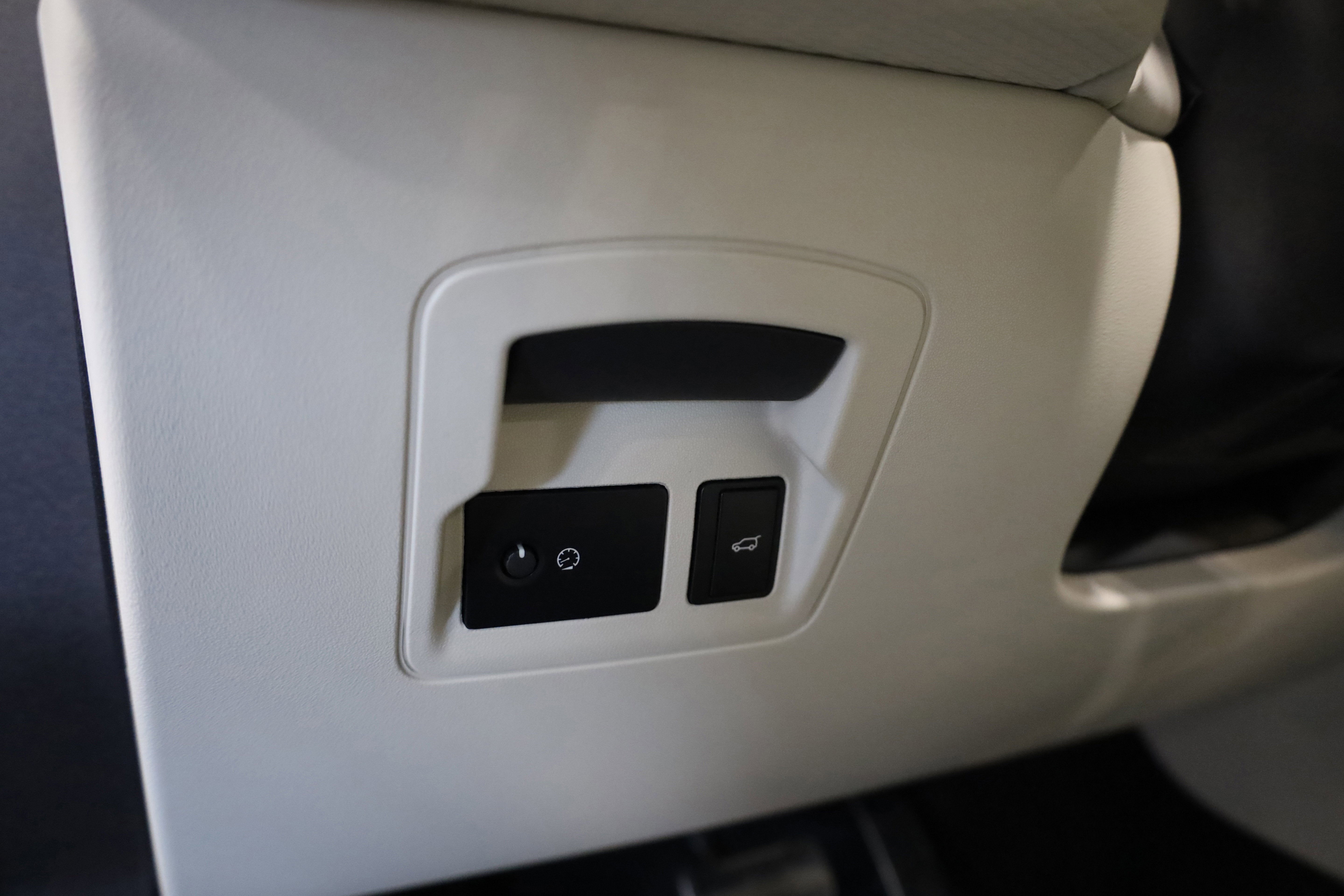 2023 Land Rover Range Rover Velar R-Dynamic S