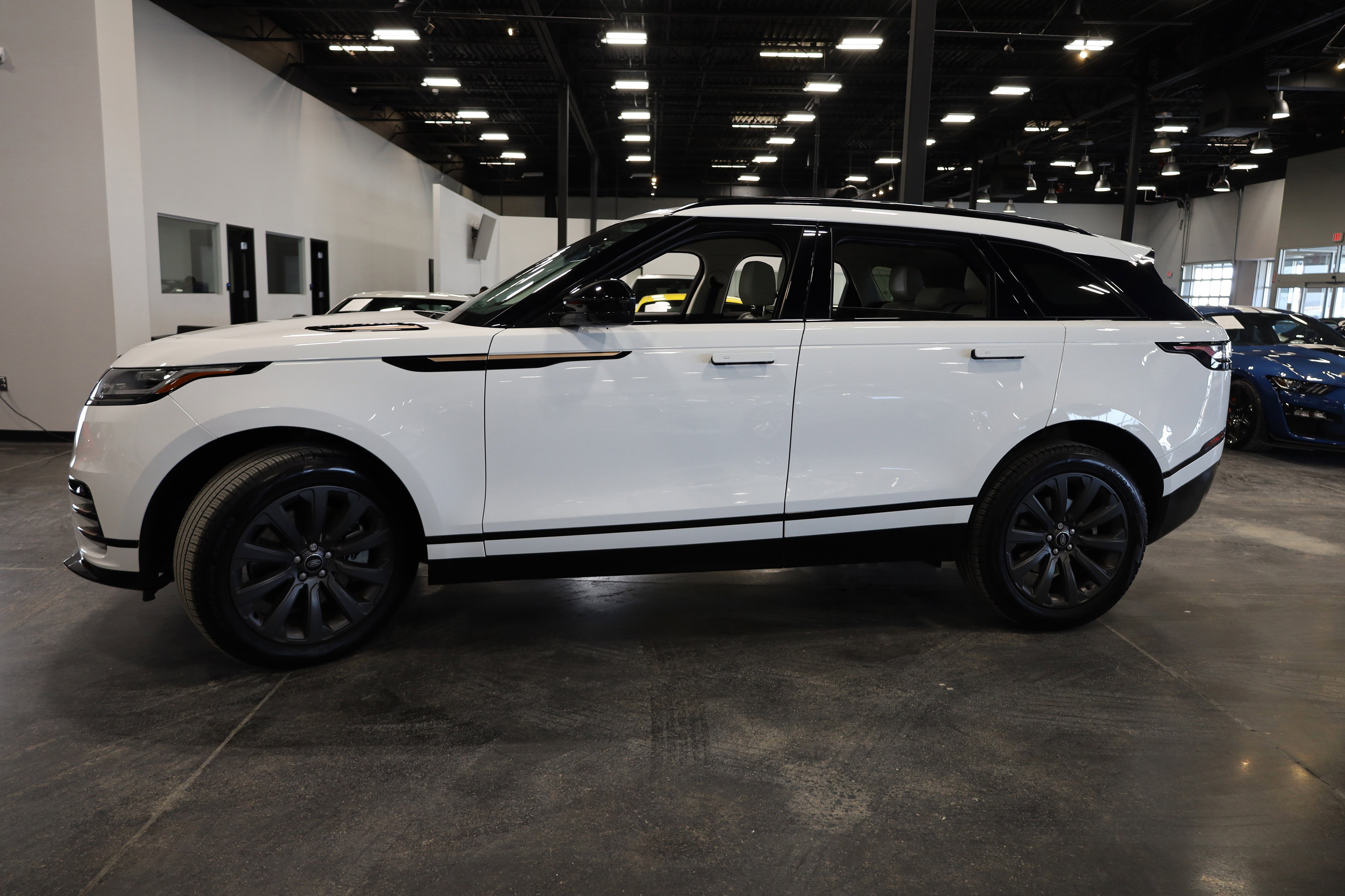 2023 Land Rover Range Rover Velar R-Dynamic S