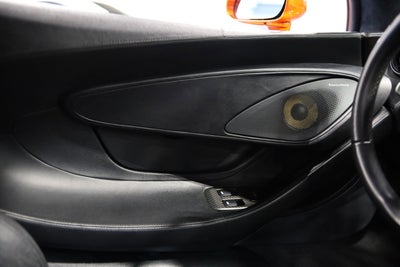 2018 McLaren 570S Base