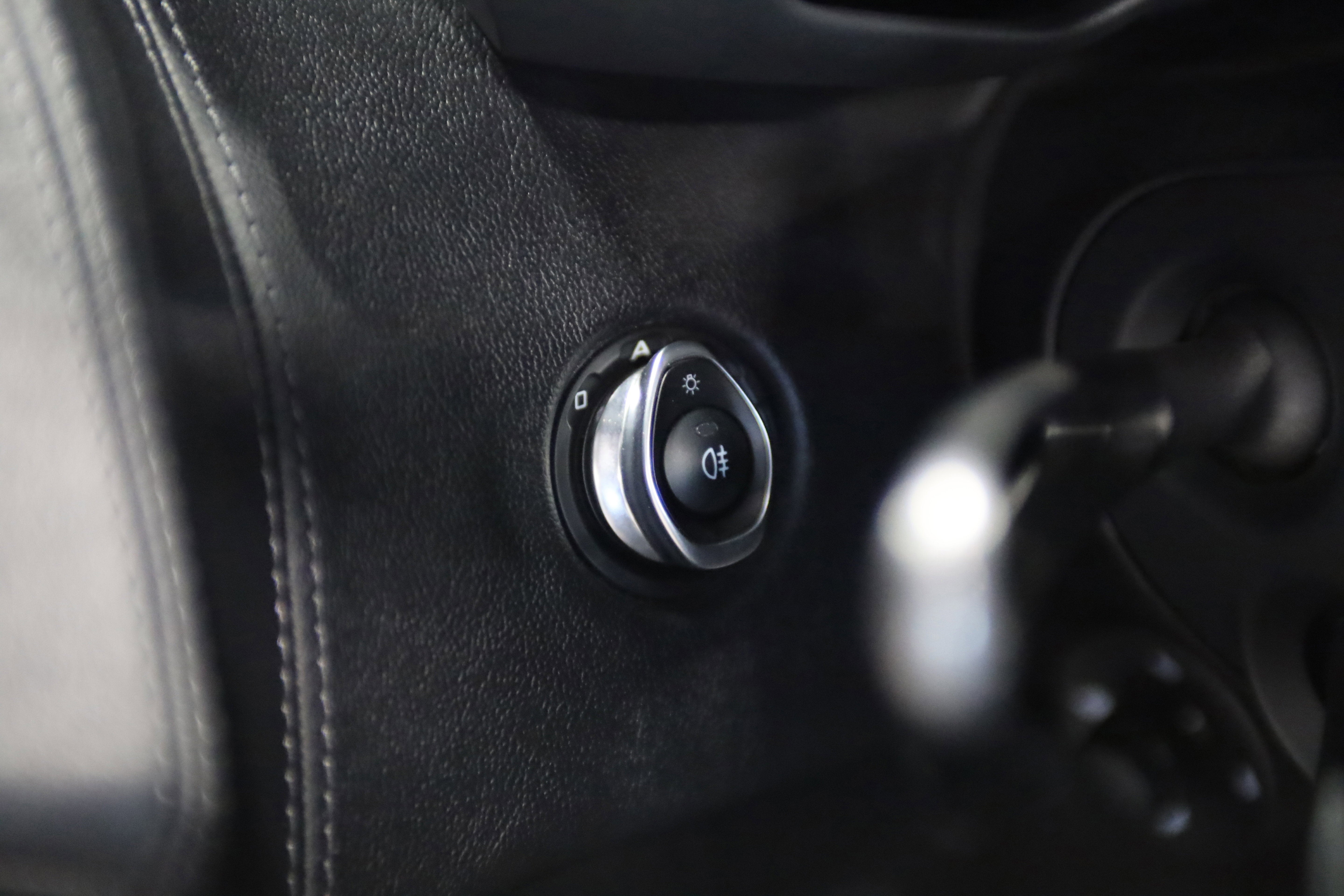 2018 McLaren 570S Base