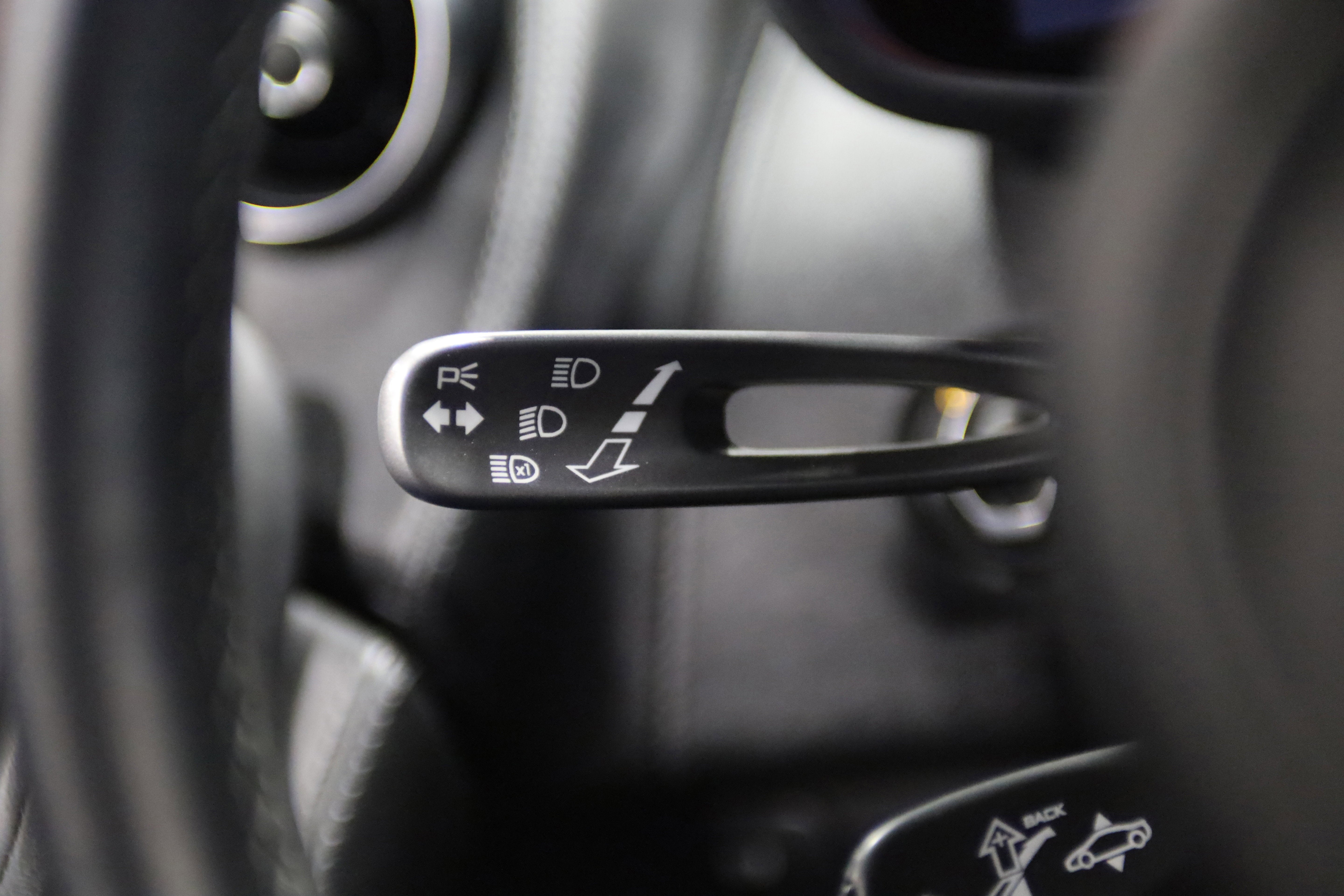 2018 McLaren 570S Base