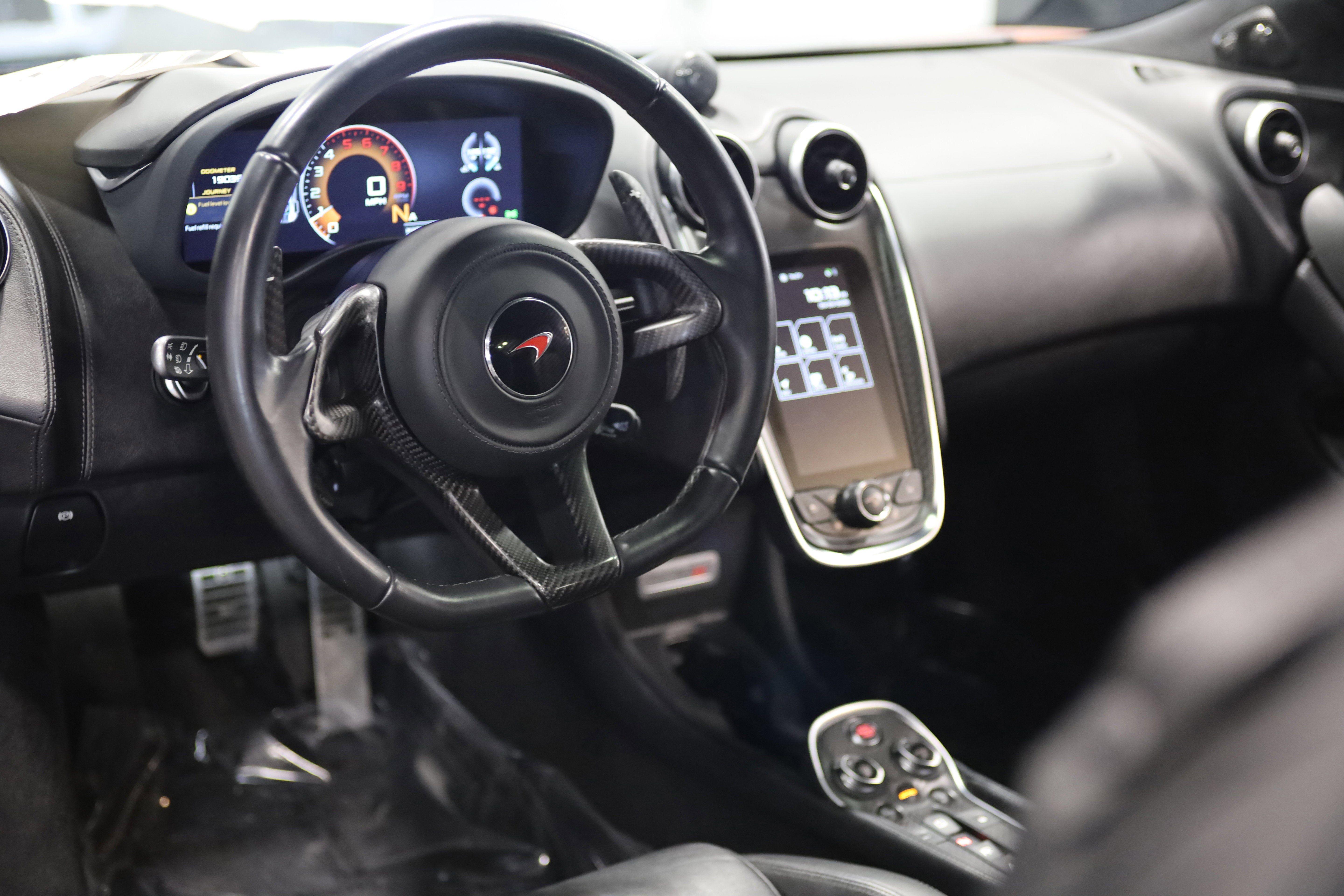 2018 McLaren 570S Base