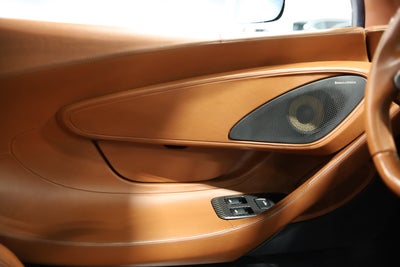 2017 McLaren 570GT Base