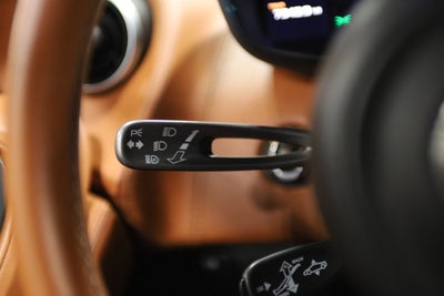 2017 McLaren 570GT Base