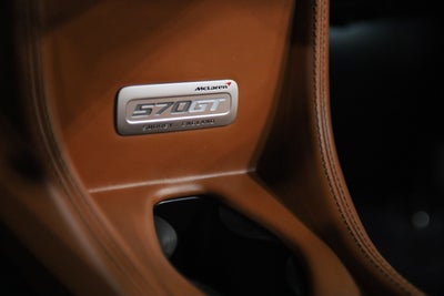 2017 McLaren 570GT Base