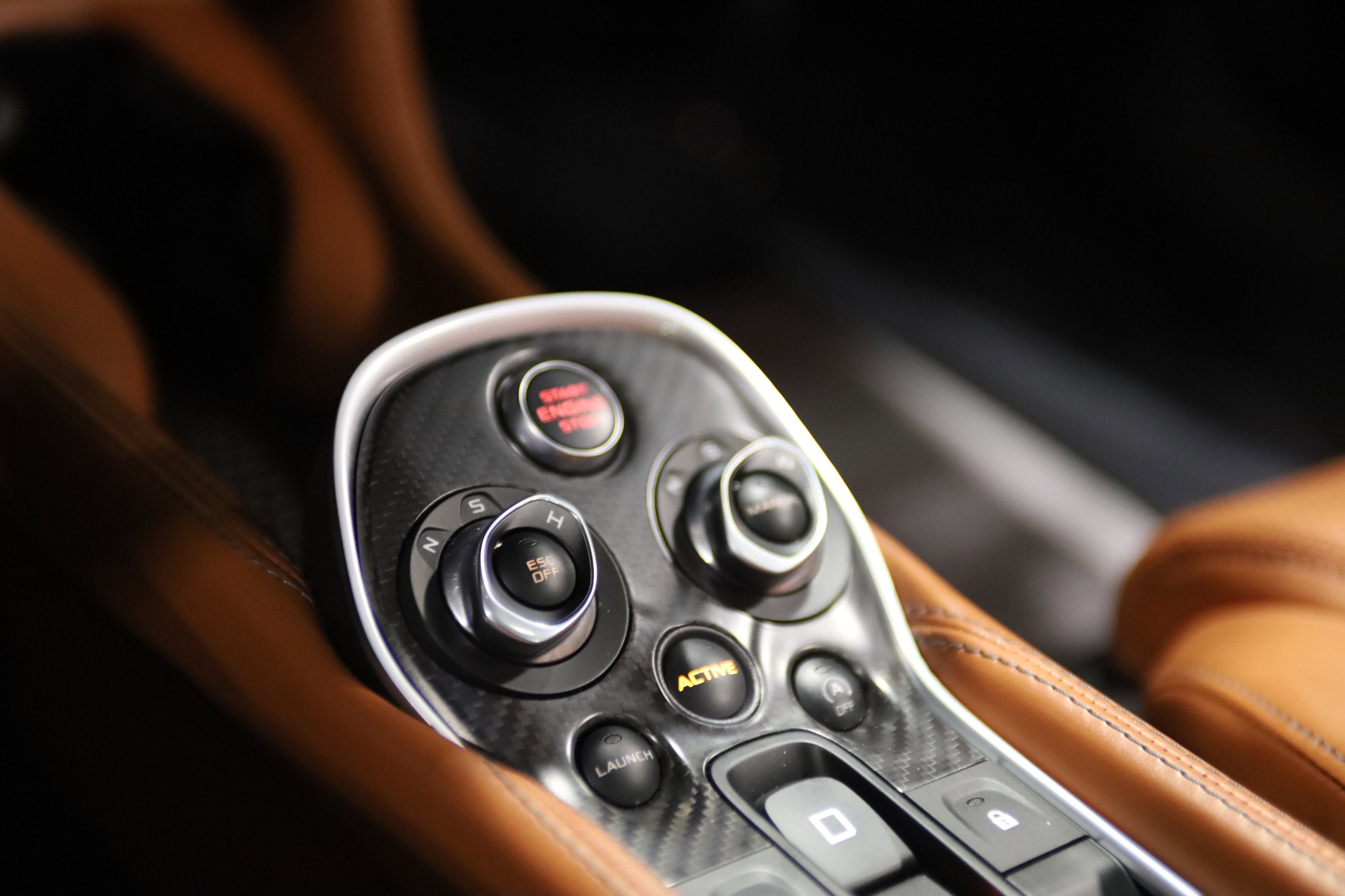 2017 McLaren 570GT Base