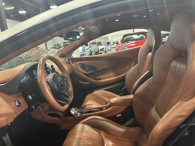 2017 McLaren 570GT Base