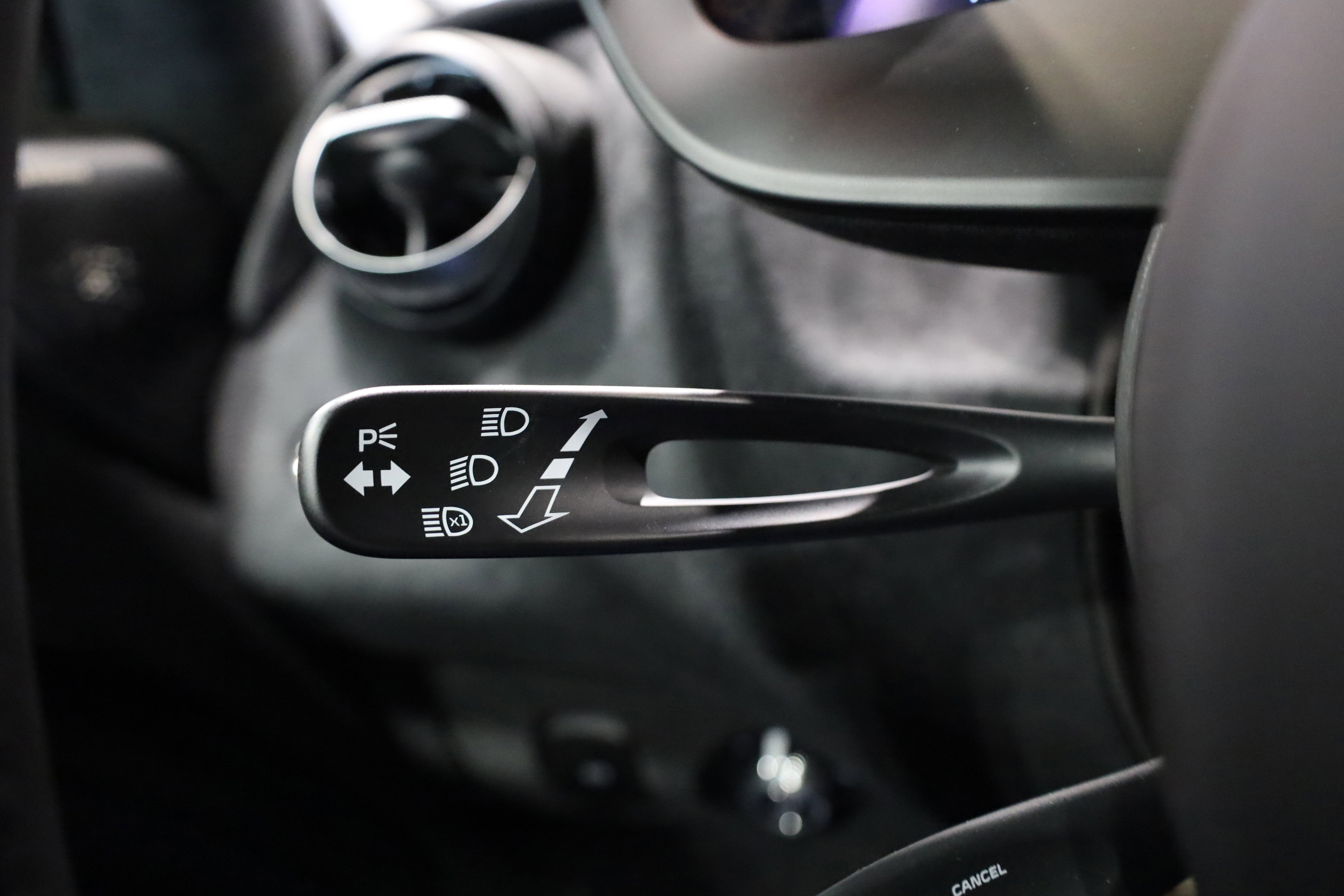 2025 McLaren 750S Base