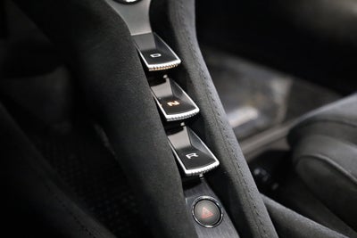 2025 McLaren 750S Base