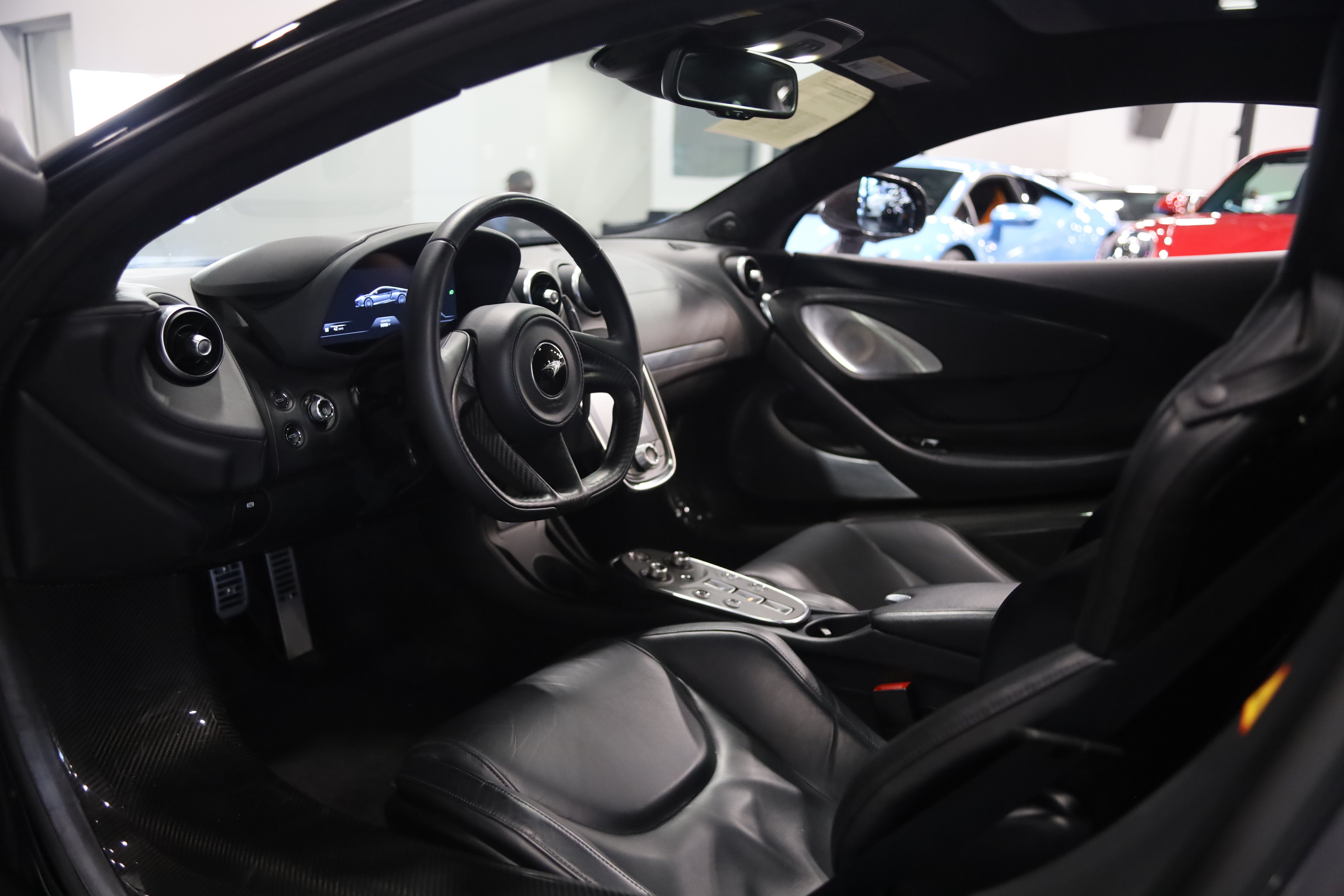 2023 McLaren GT Base