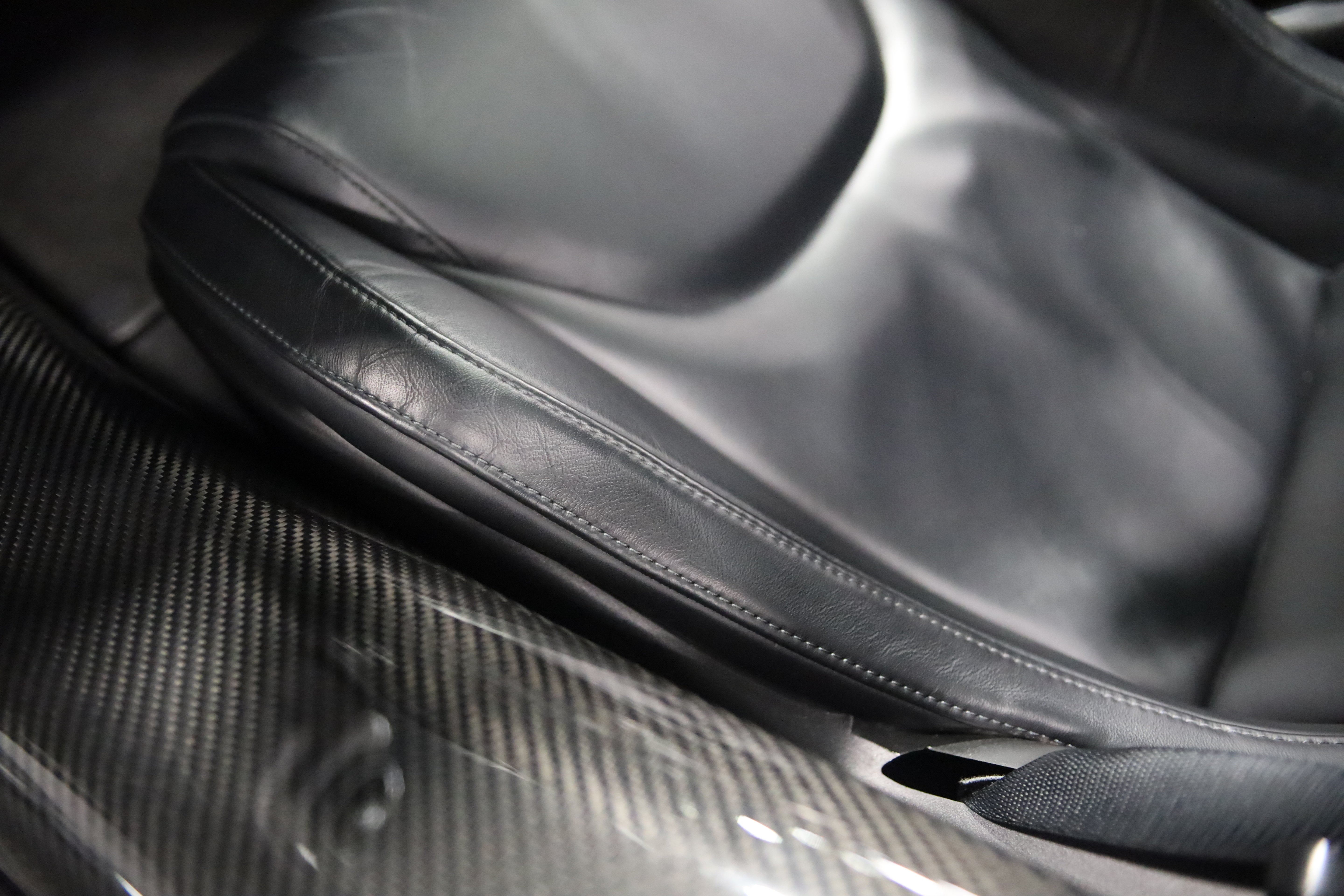 2023 McLaren GT Base