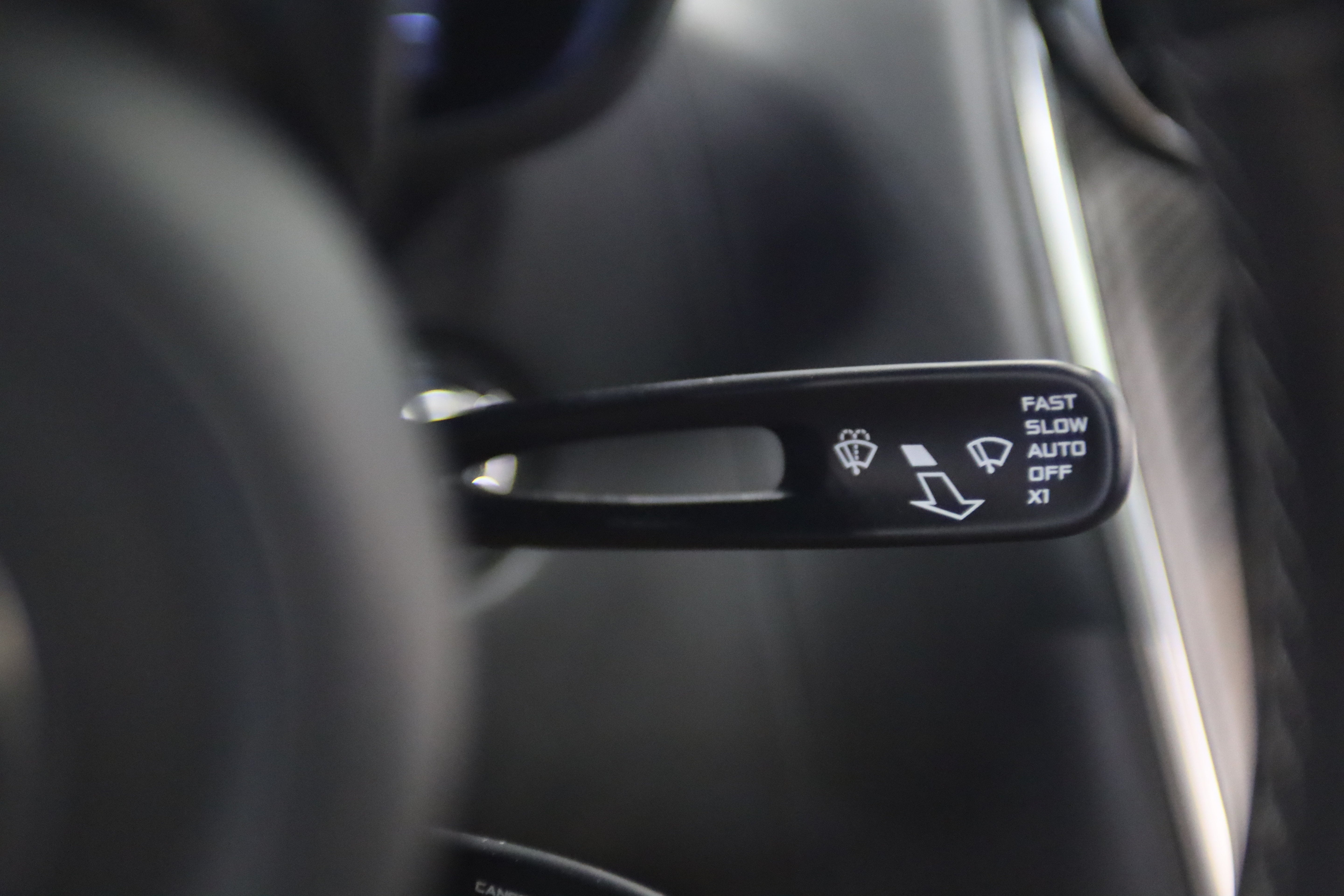 2023 McLaren GT Base