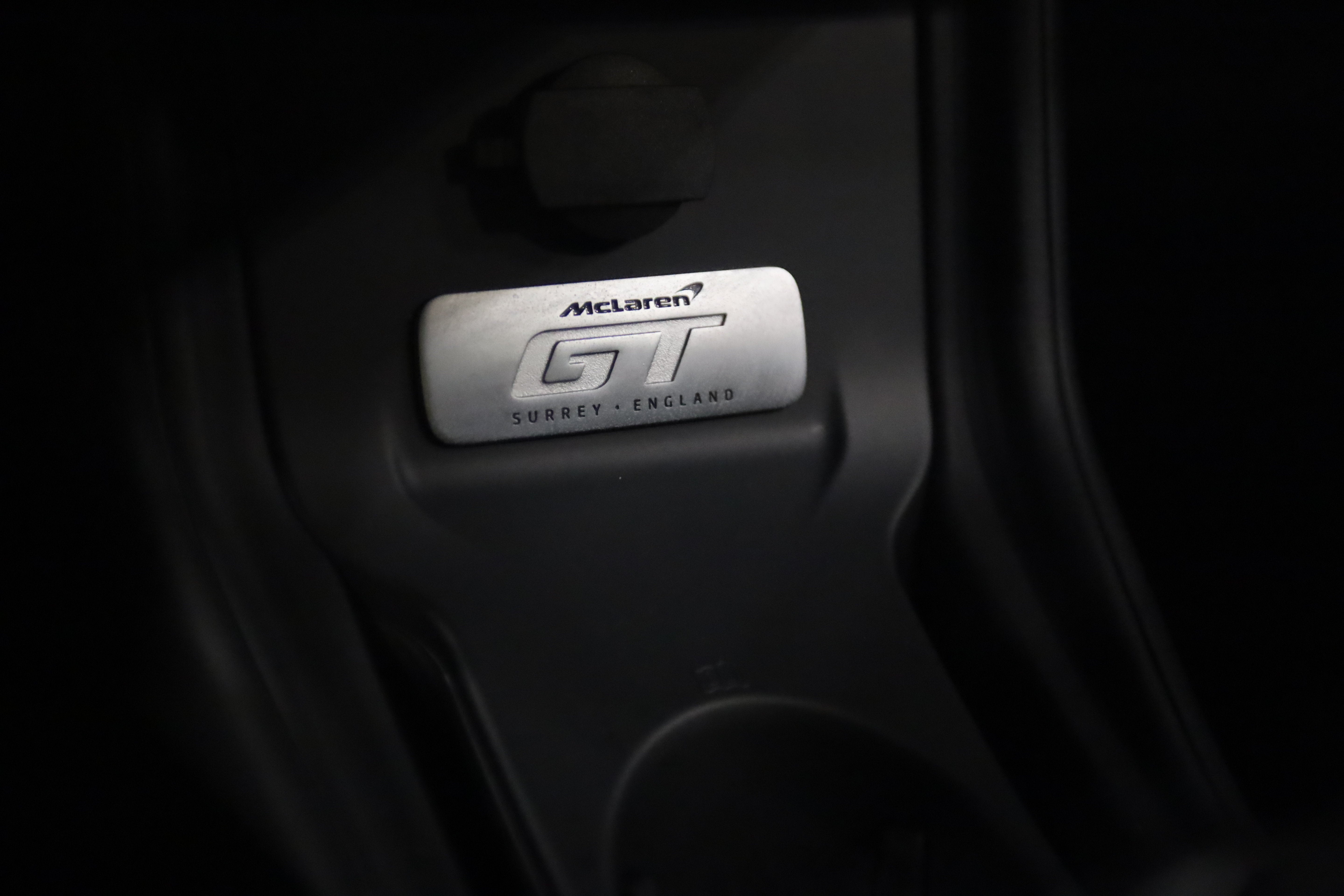 2023 McLaren GT Base