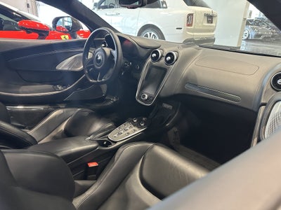 2023 McLaren GT Base
