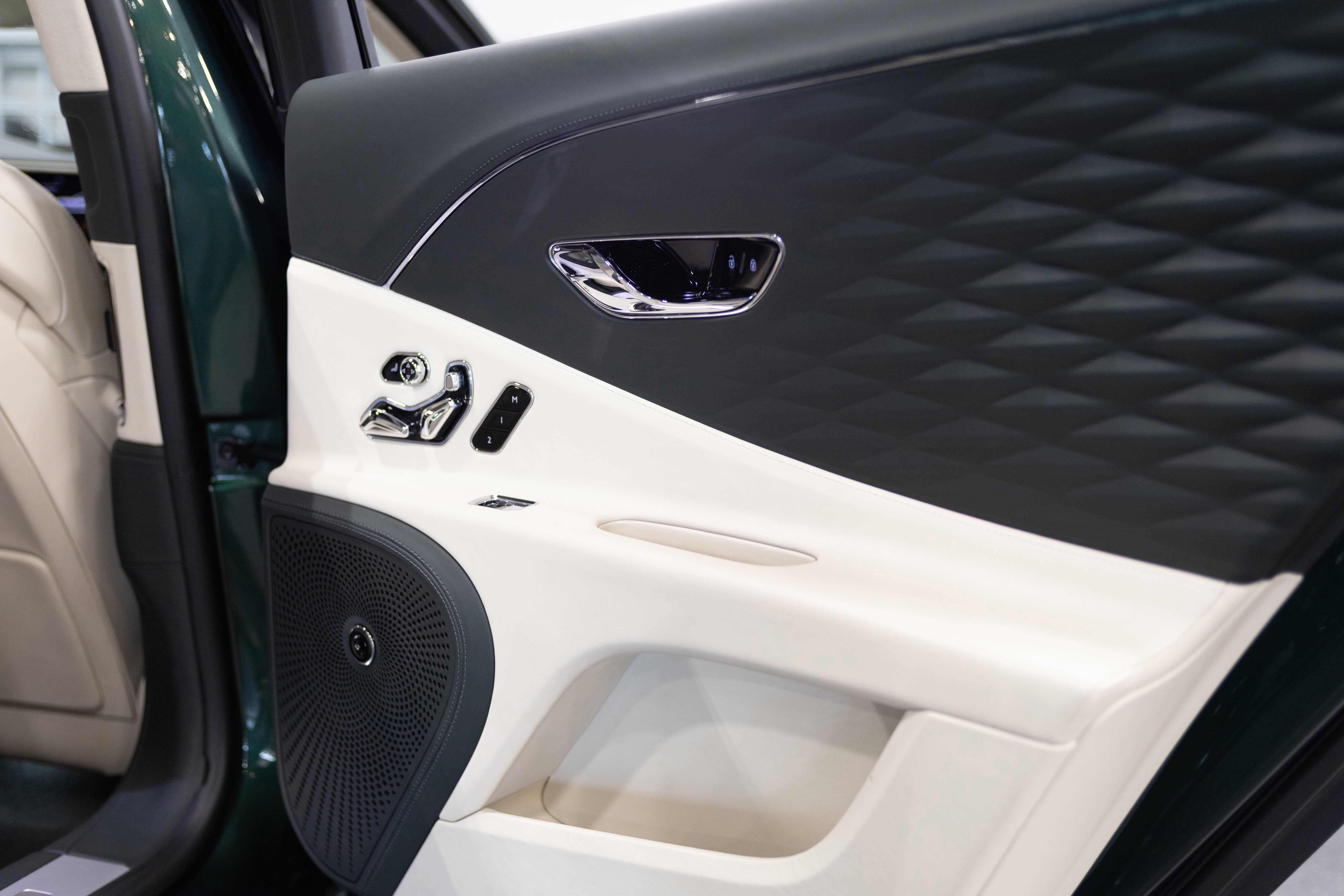 2023 Bentley Flying Spur Hybrid S