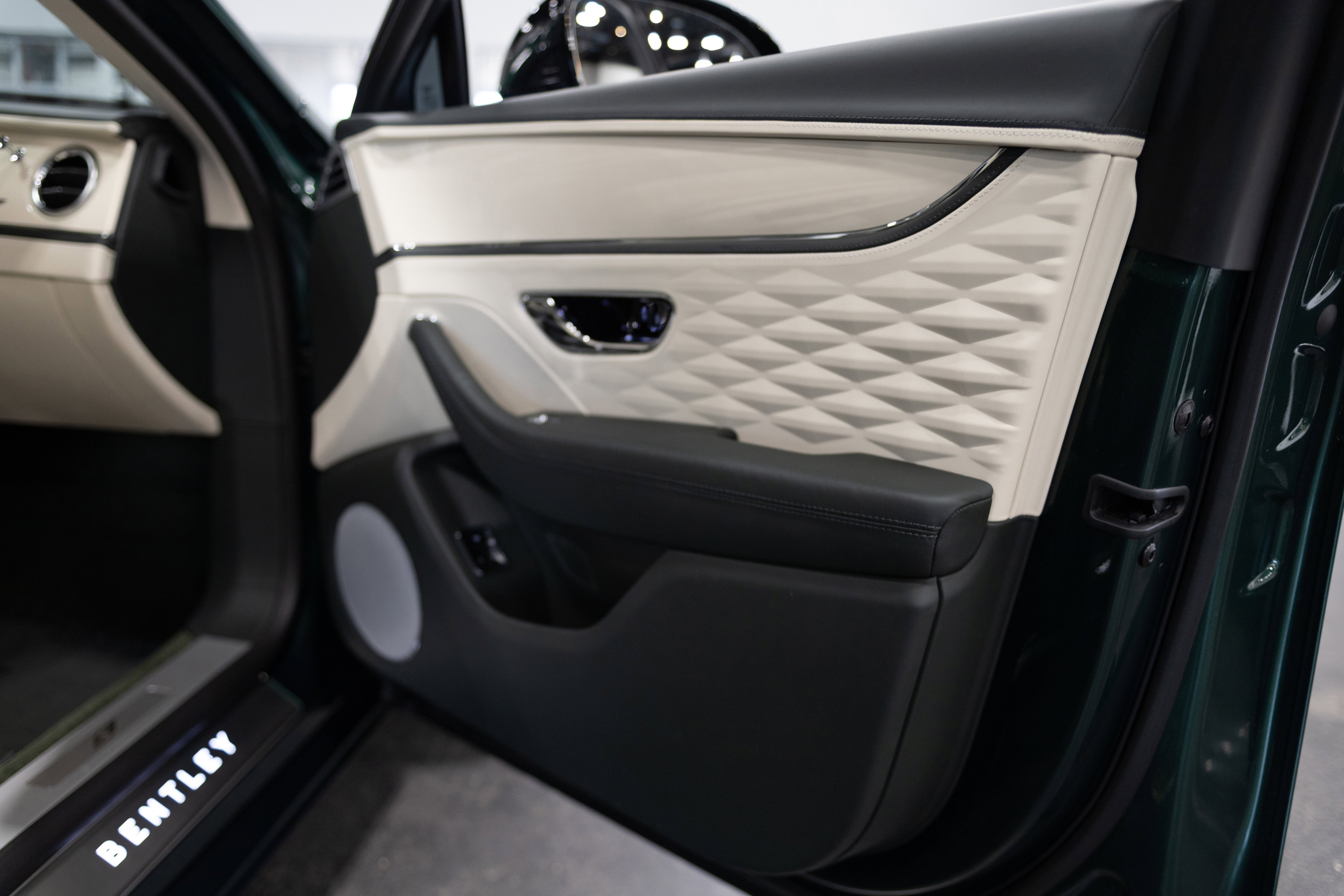 2023 Bentley Flying Spur Hybrid S