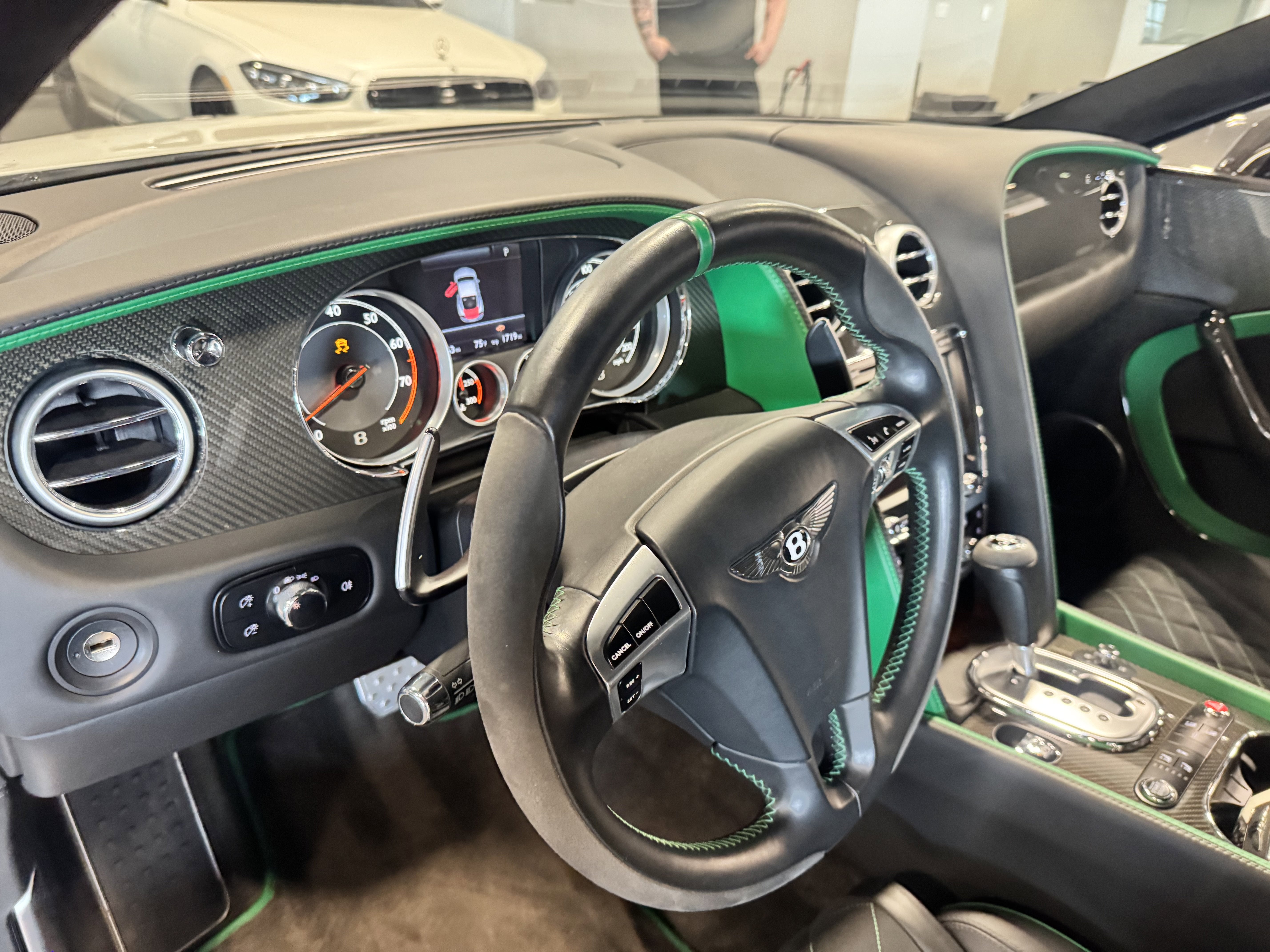 2015 Bentley Continental GT3-R Base