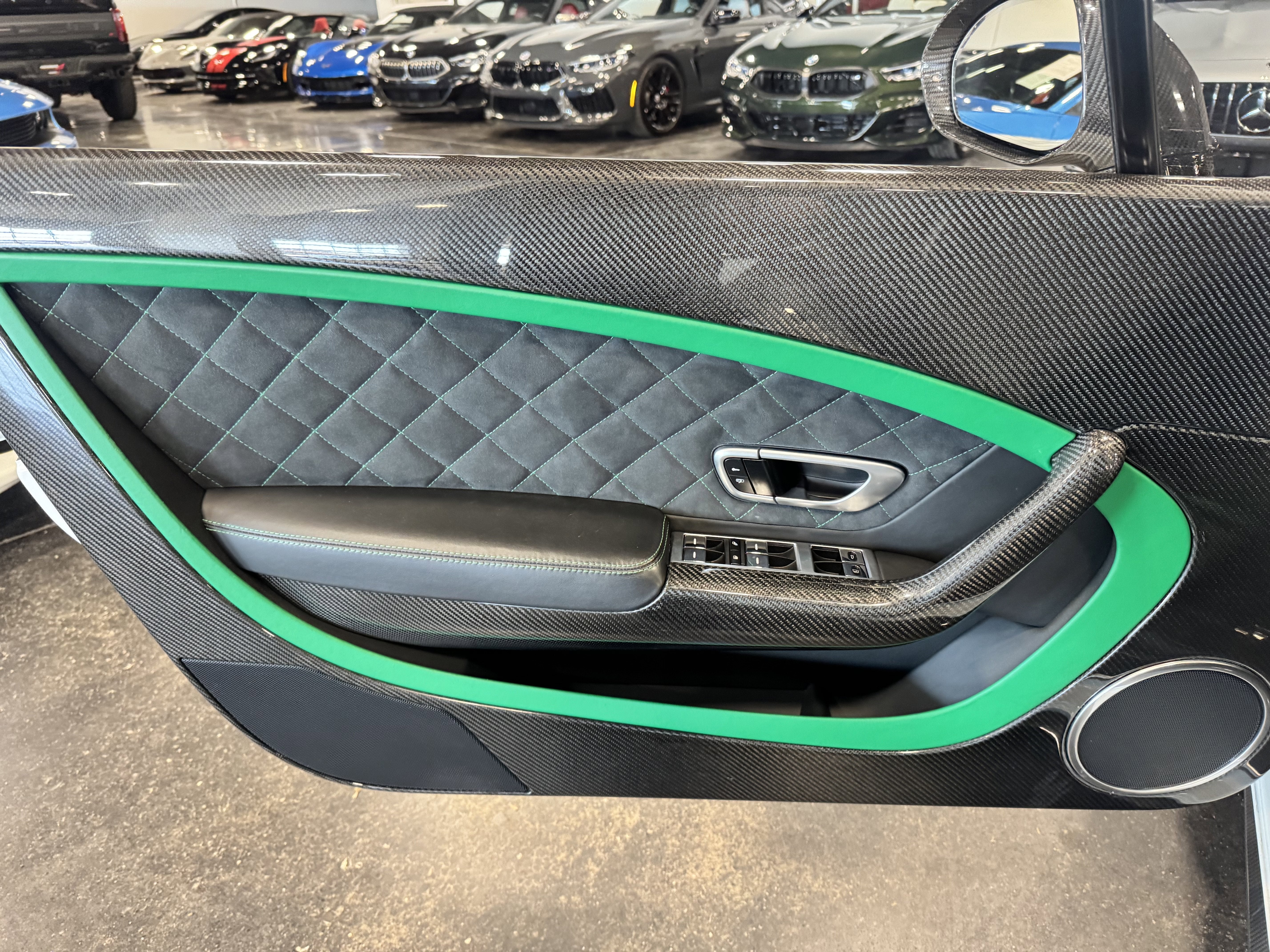 2015 Bentley Continental GT3-R Base