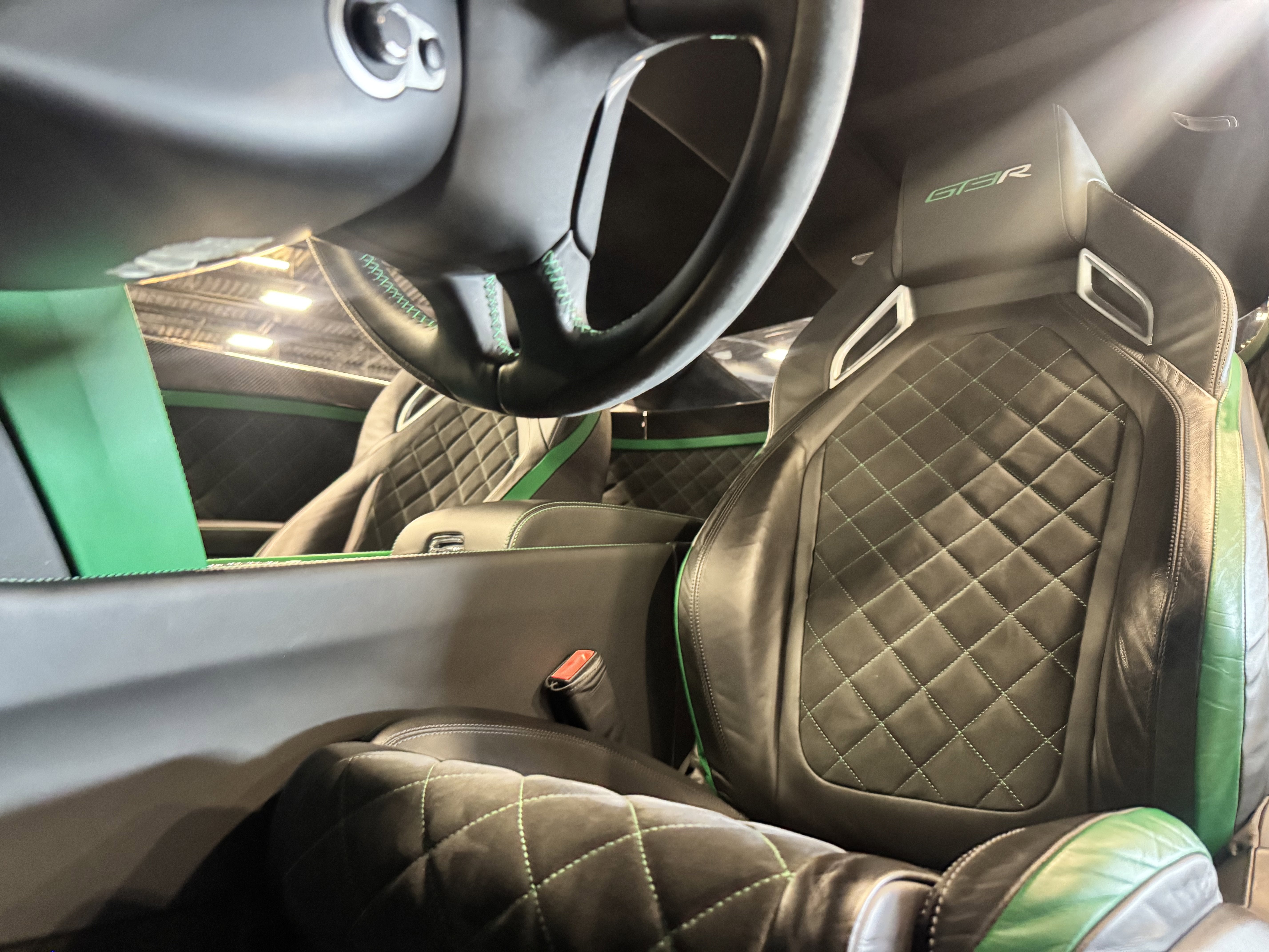 2015 Bentley Continental GT3-R Base