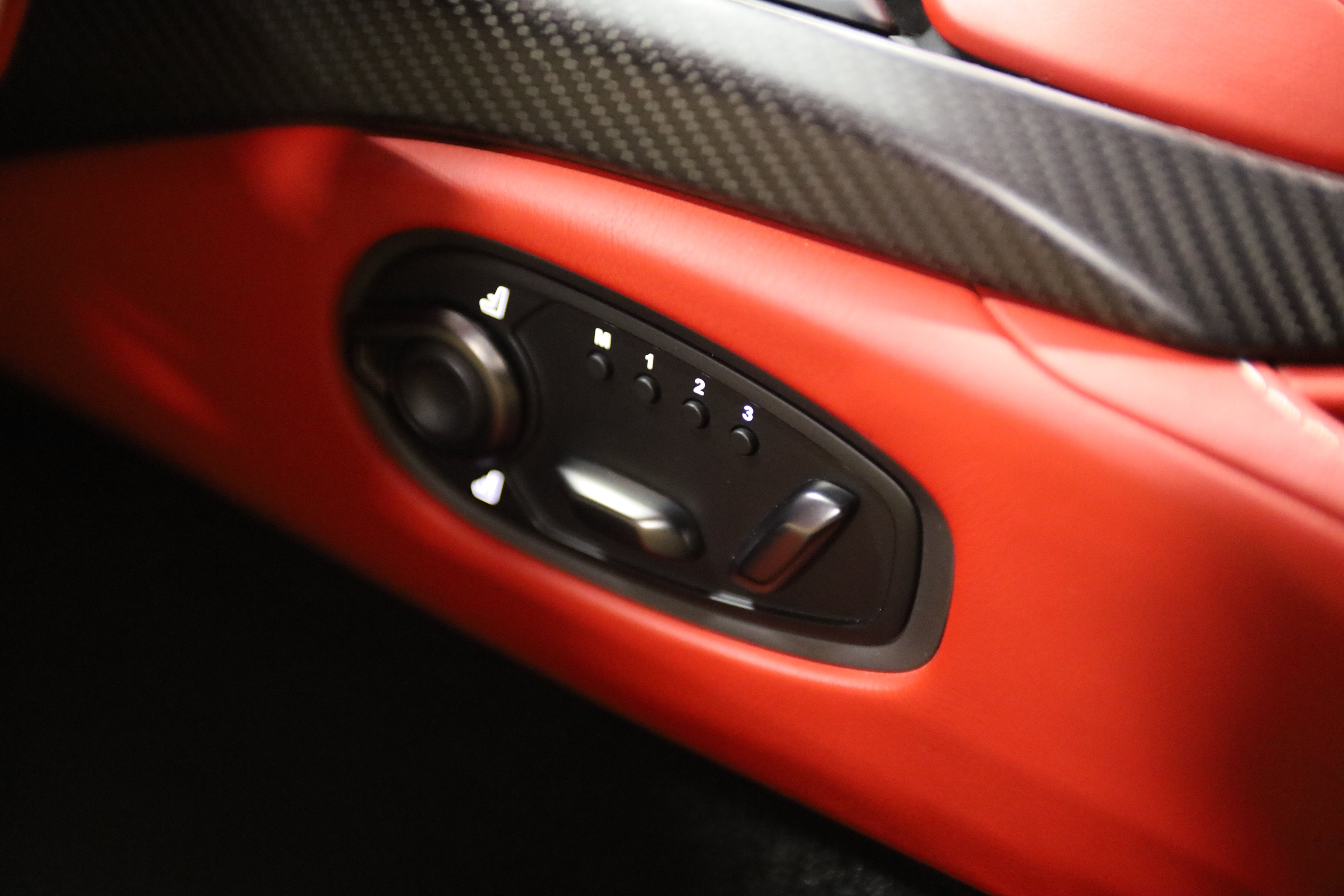 2019 Aston Martin Vantage Base