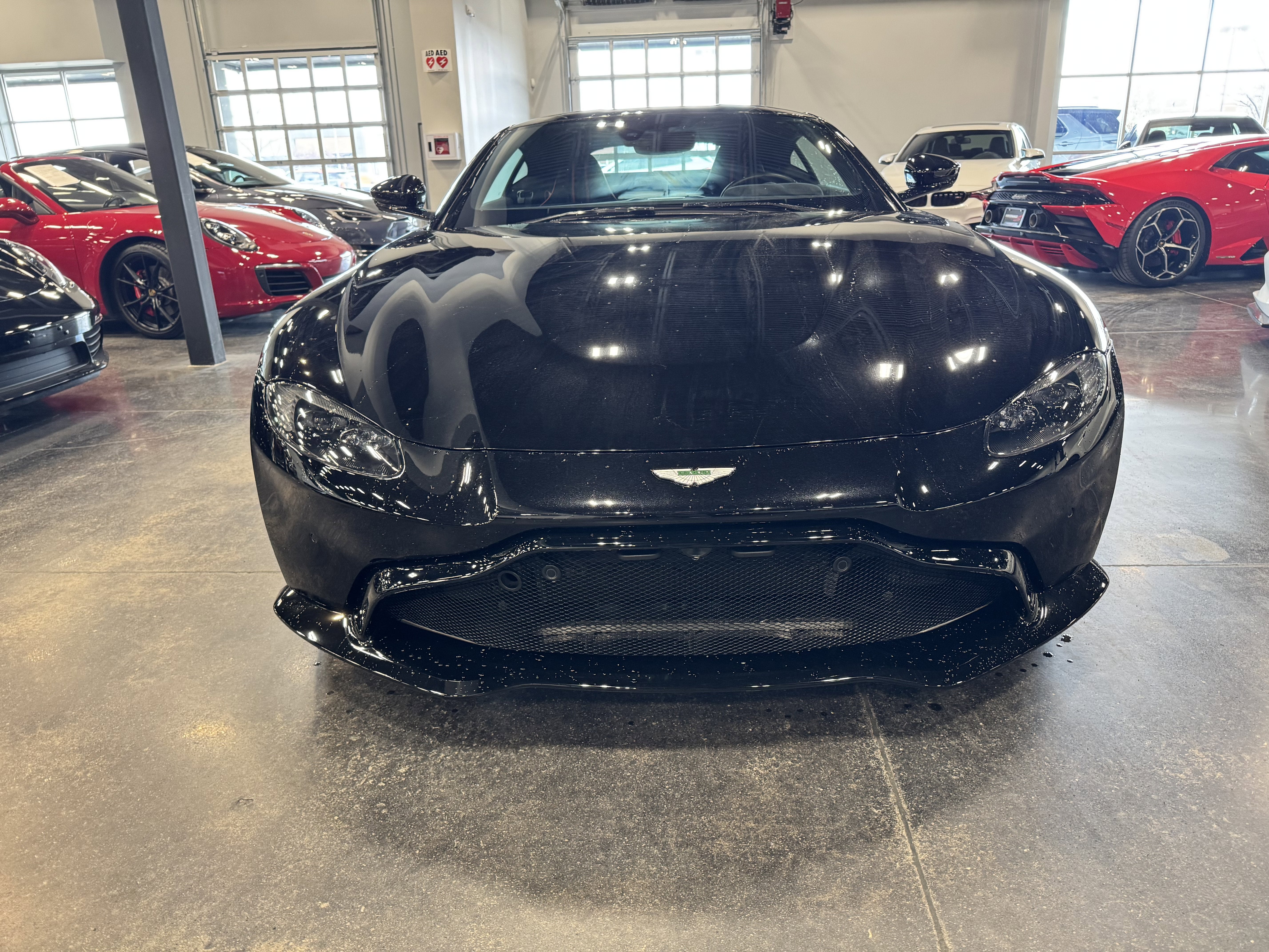 2020 Aston Martin Vantage Base