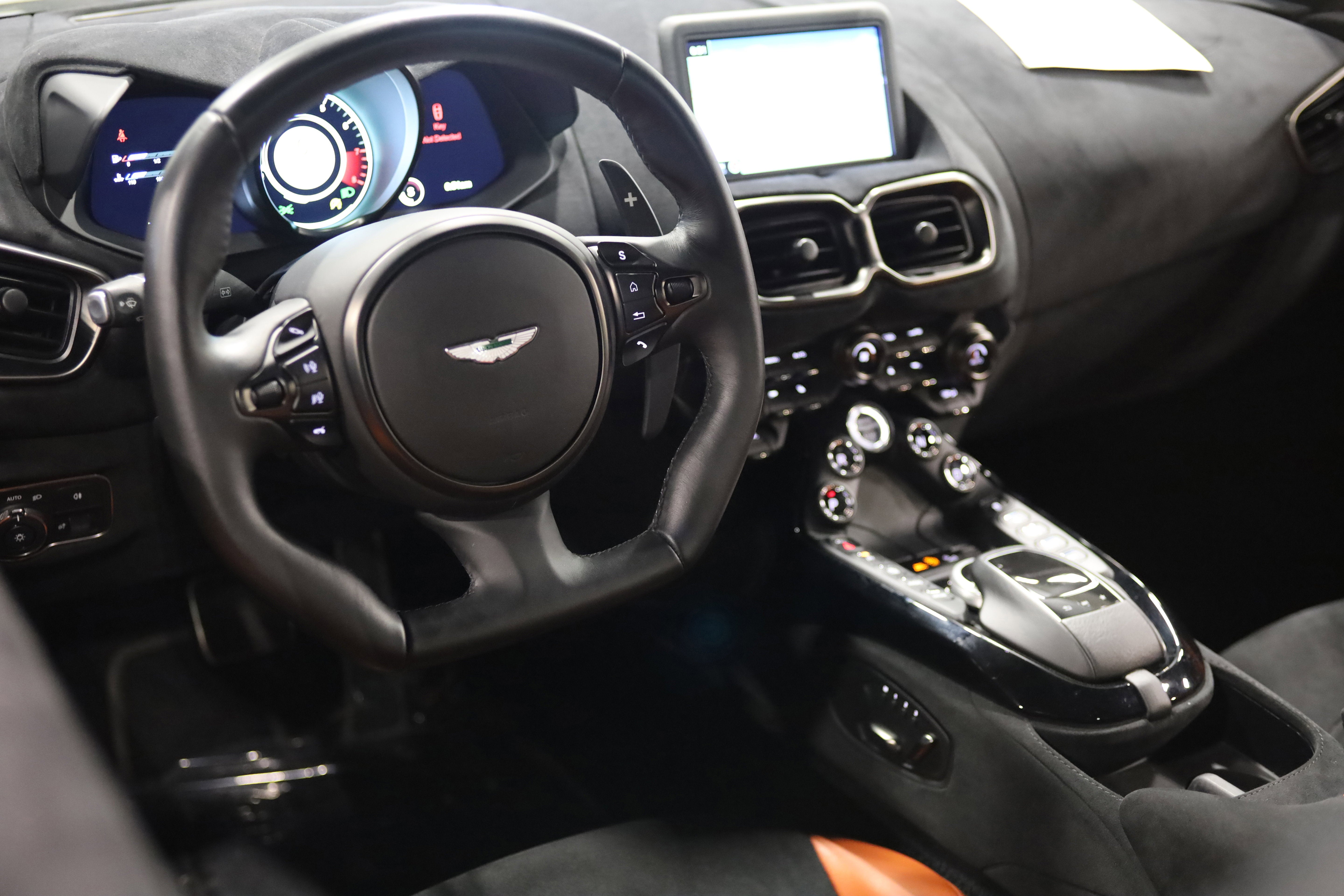 2020 Aston Martin Vantage Base