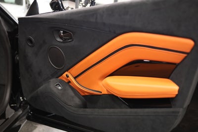 2020 Aston Martin Vantage Base