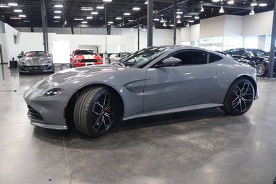 2021 Aston Martin Vantage Base