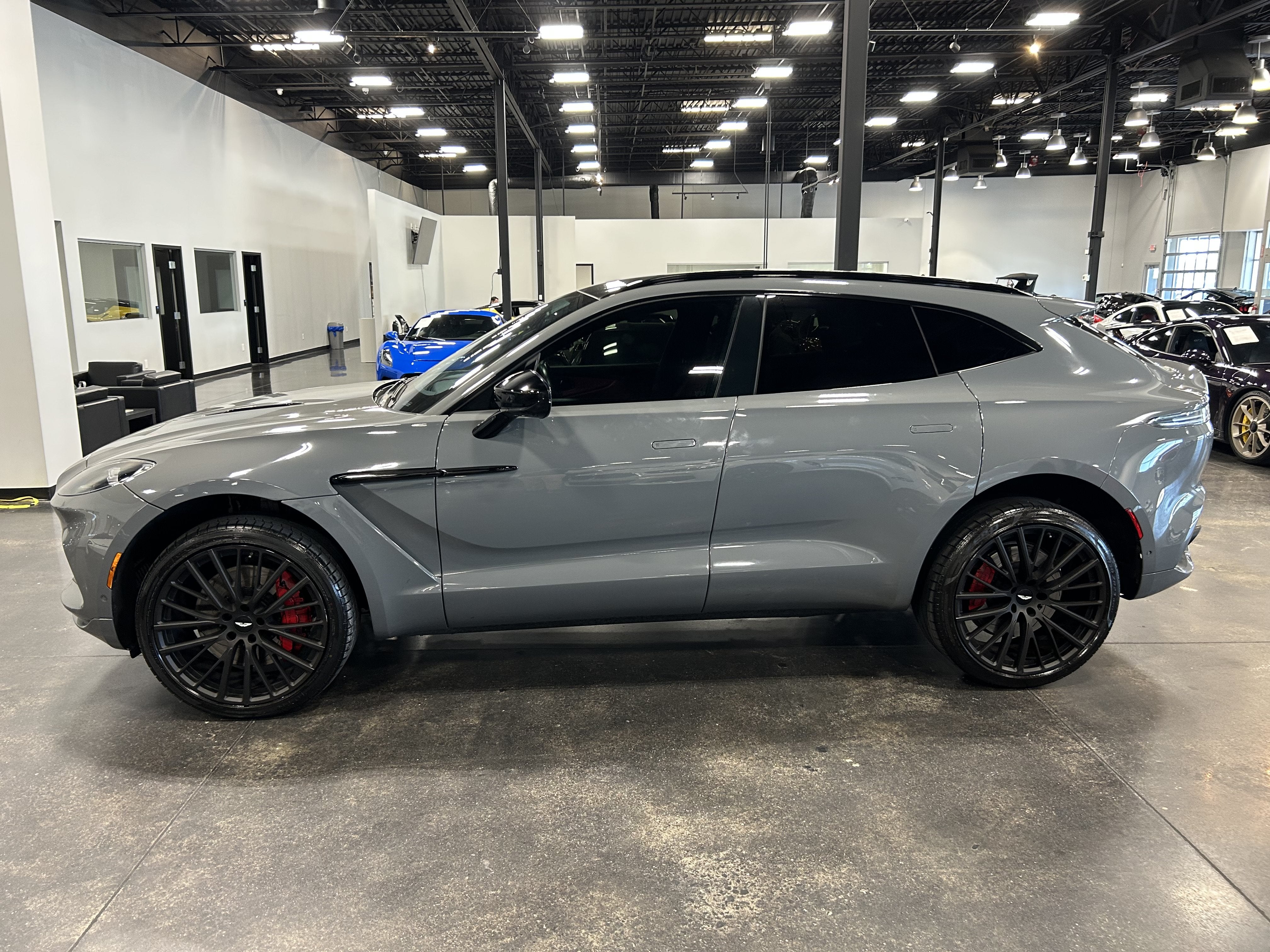 2022 Aston Martin DBX Base