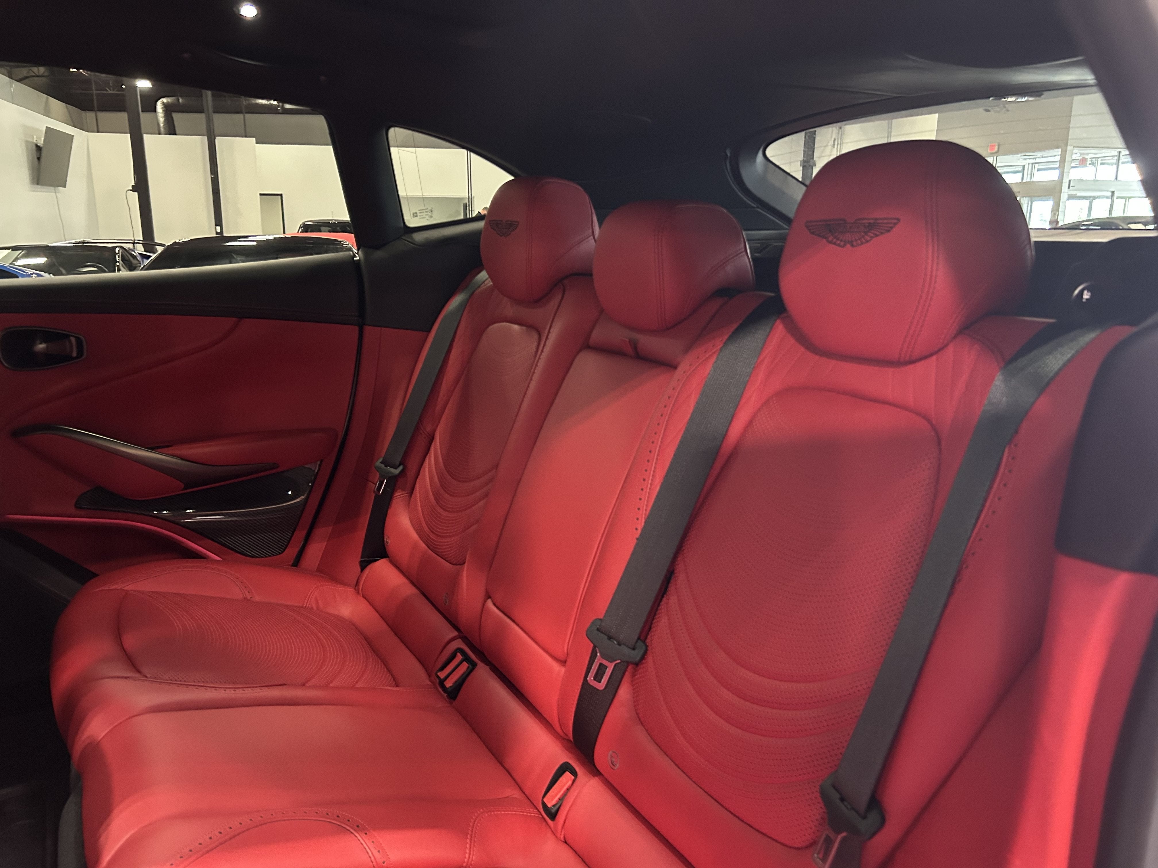 2023 Aston Martin DBX 707