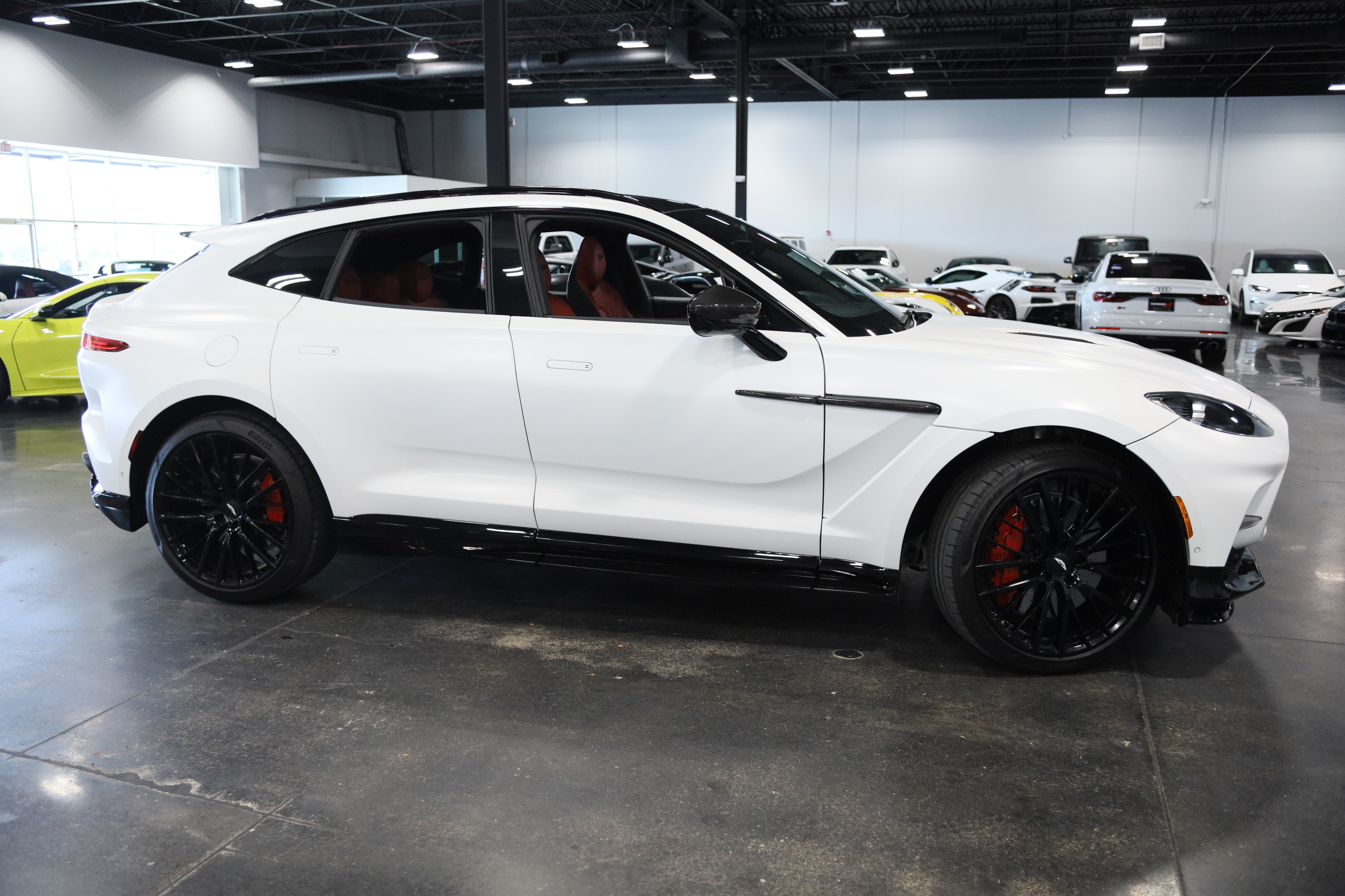 2023 Aston Martin DBX 707